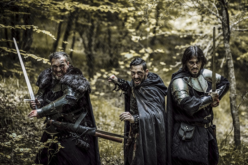 3 medieval knights incenisations