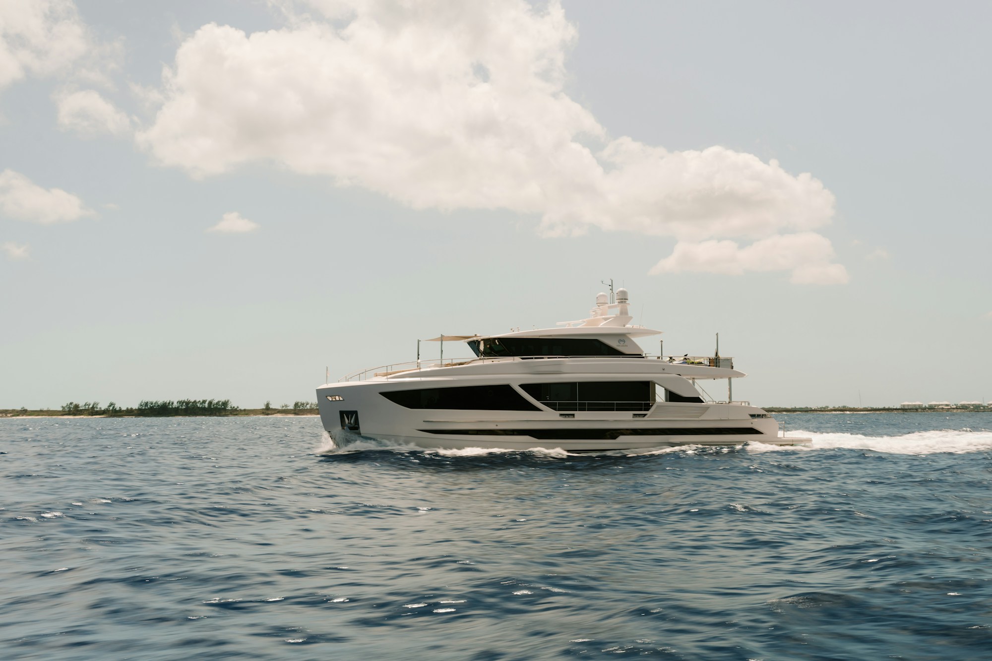 Sunsekeer 80ft — Sunset Charter