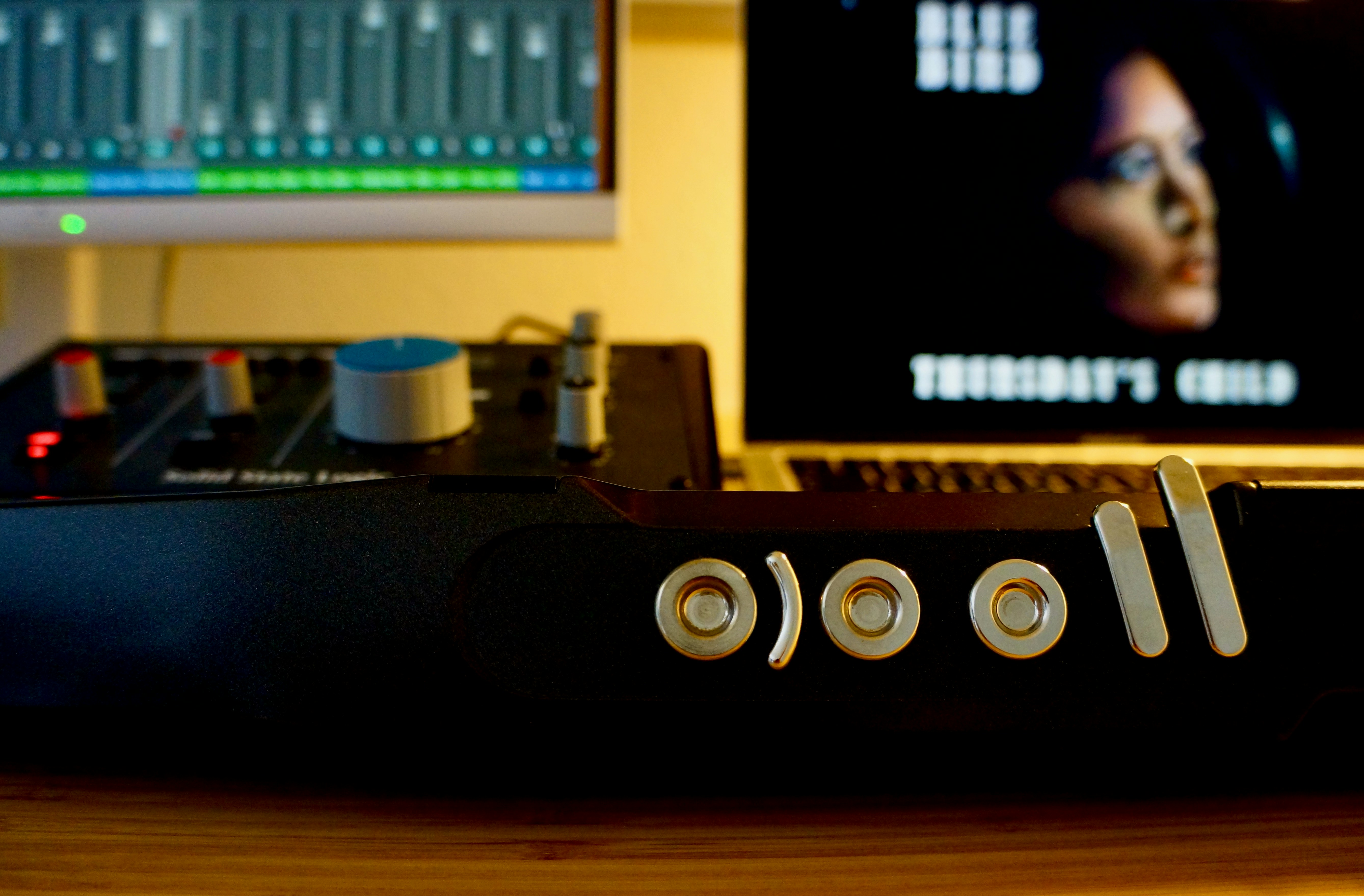 black and blue audio mixer