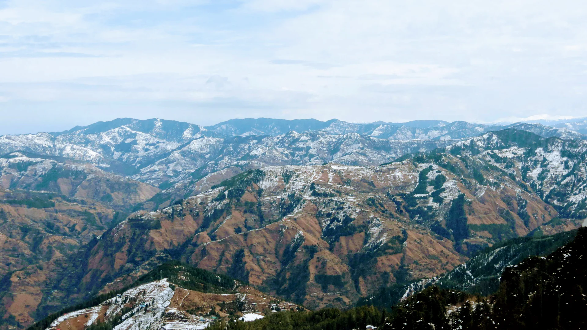 Kangra Airport to Palampur by taxi