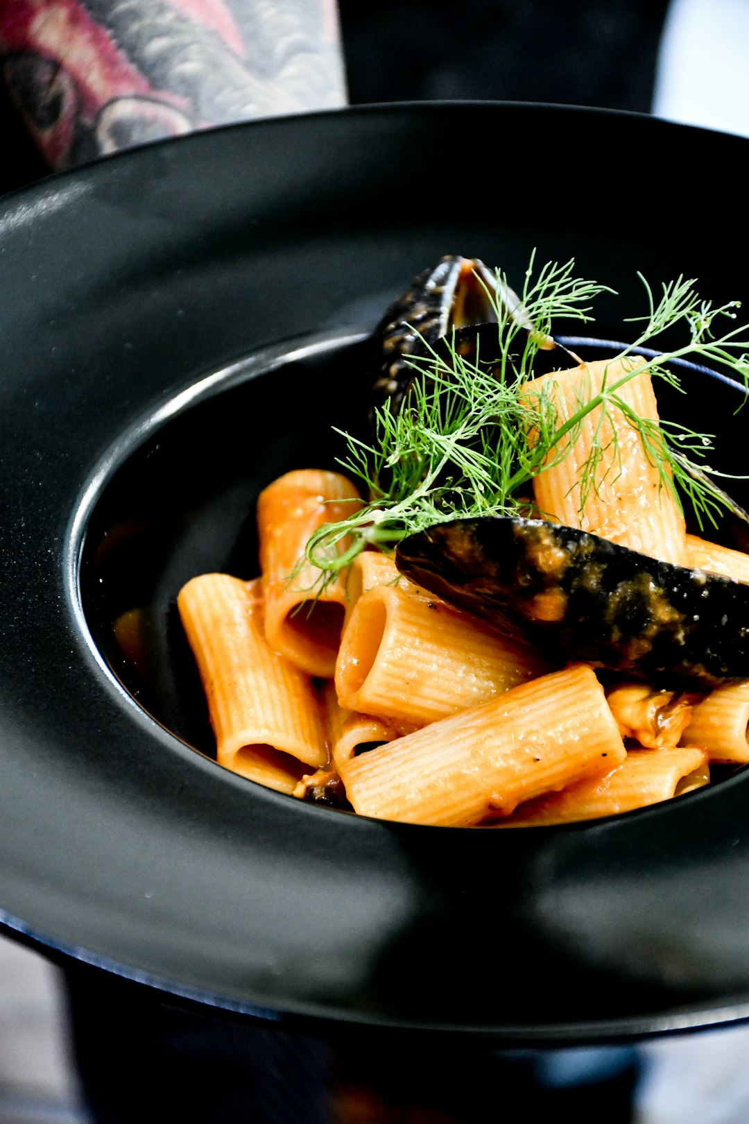 cooked food on black ceramic bowl