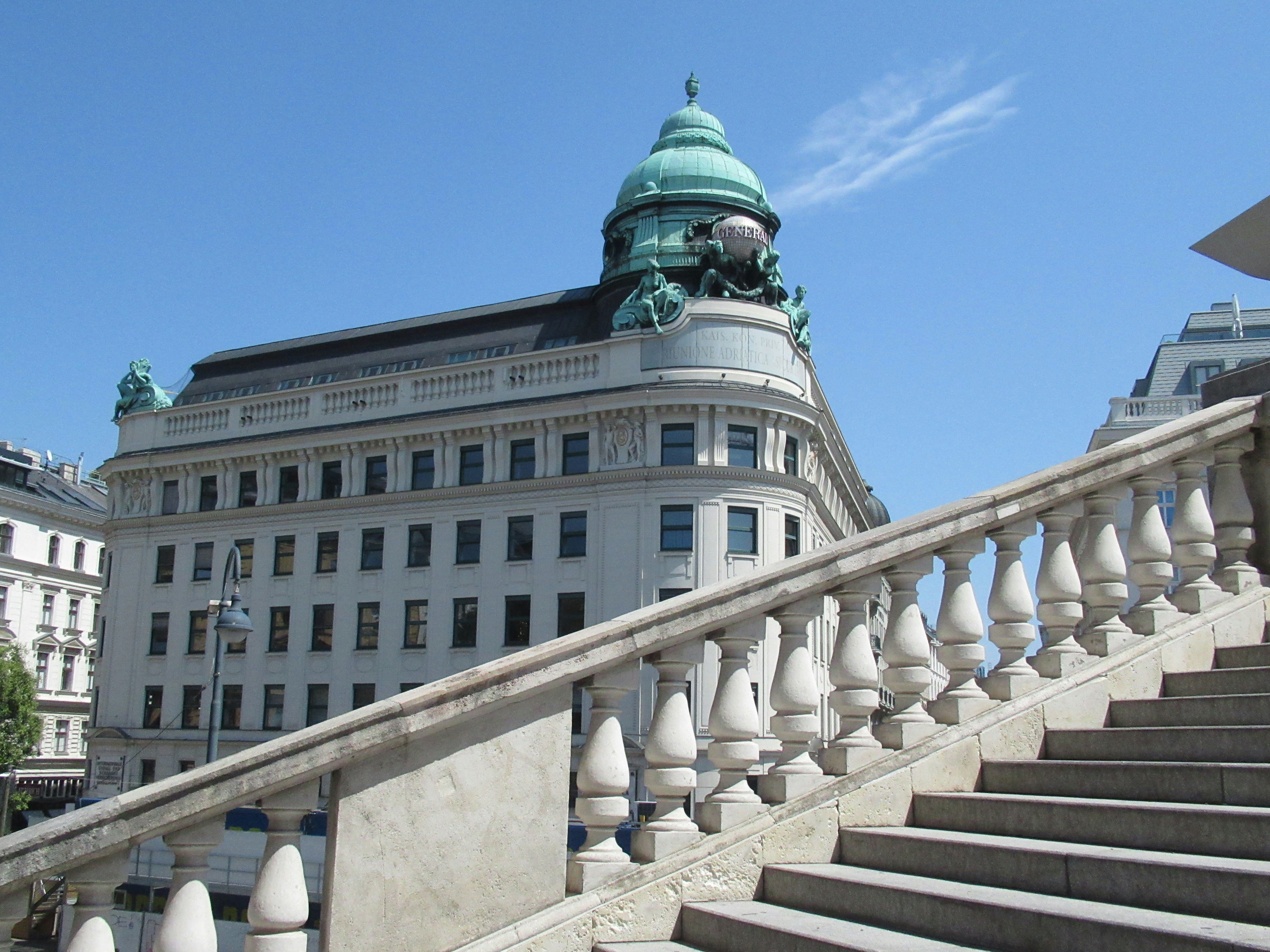 维也纳萨赫酒店