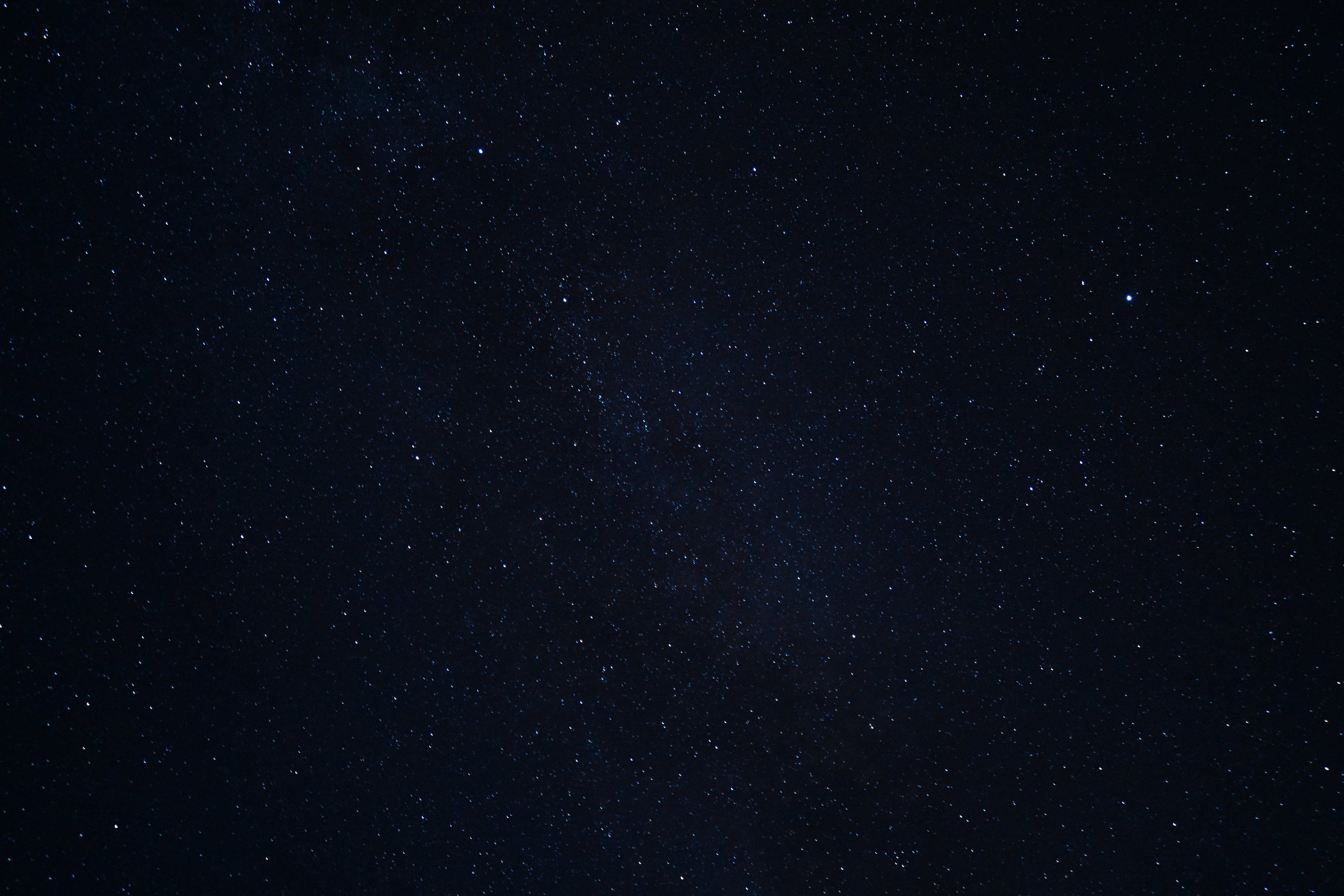 青と白の星空の夜の写真 Unsplashで見つけるspacex シャンティリーの無料写真