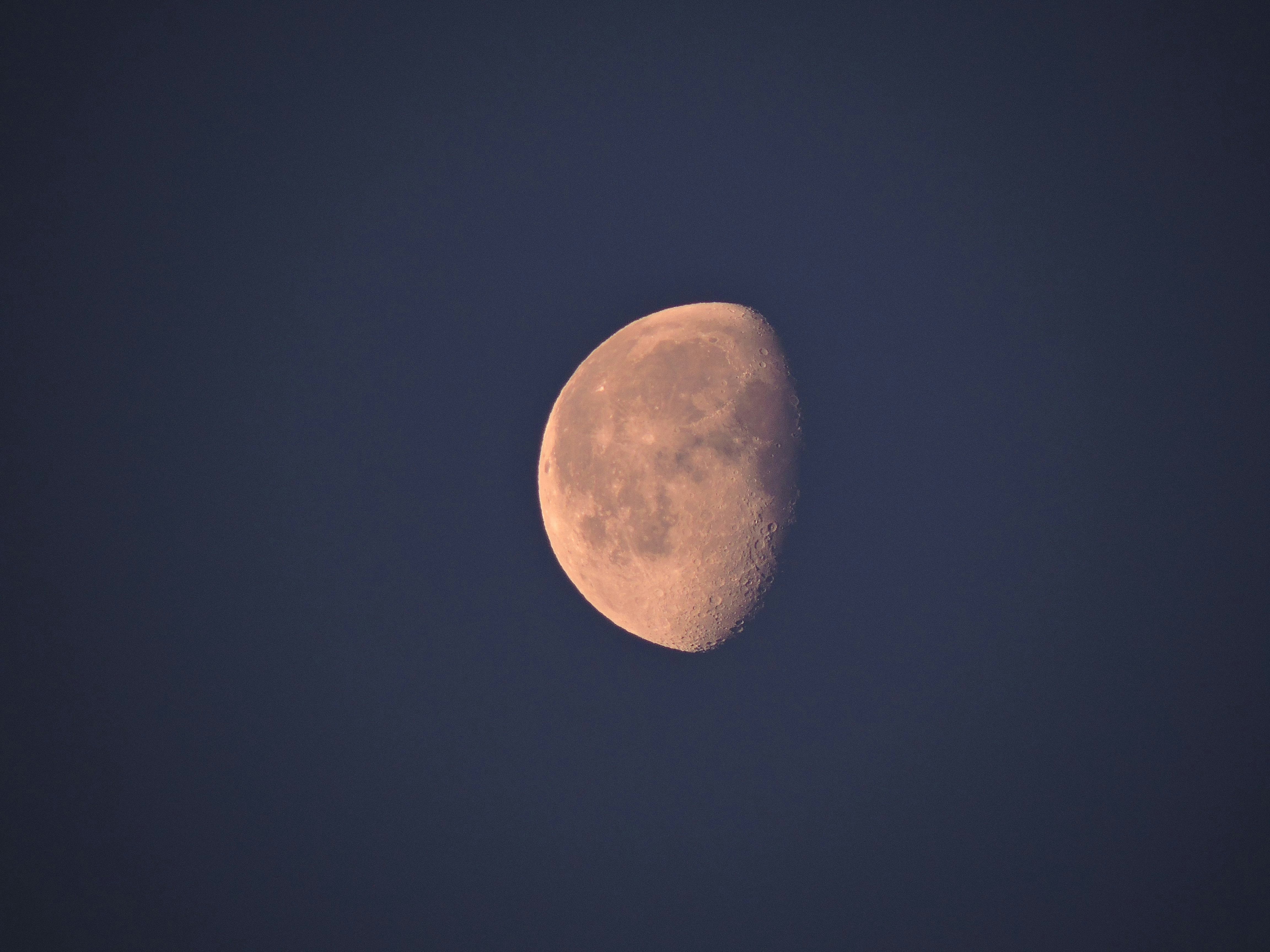 full moon in the night sky