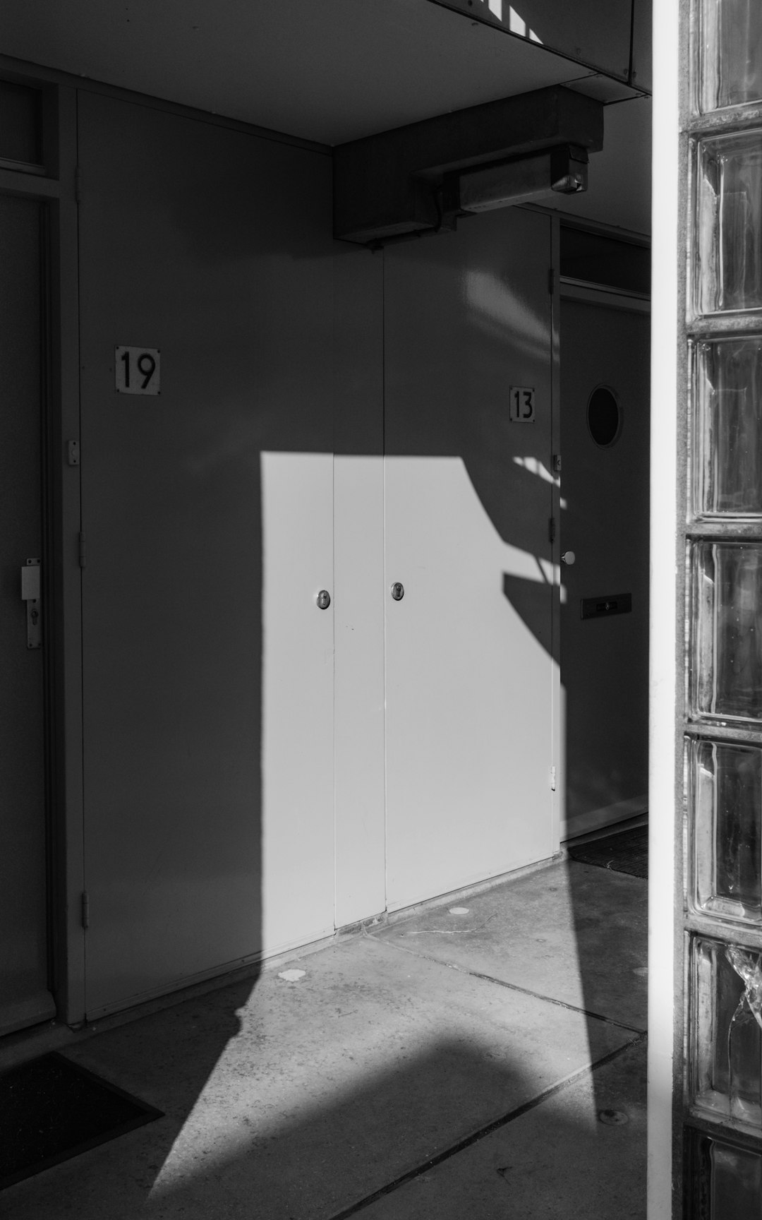 black and white wooden cabinet