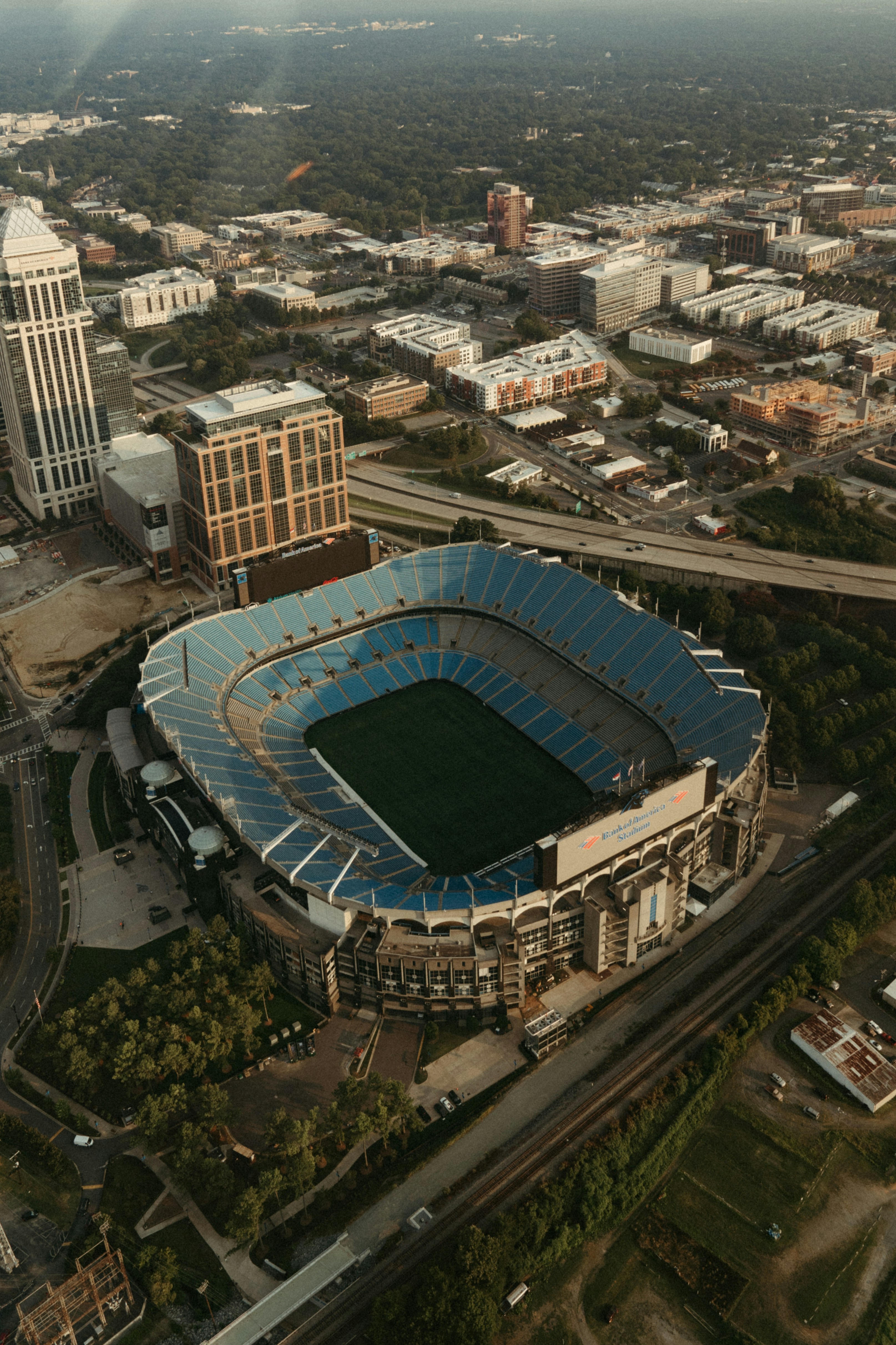 Experience the Thrill: Catching a Game at Kansas City’s Iconic Stadiums