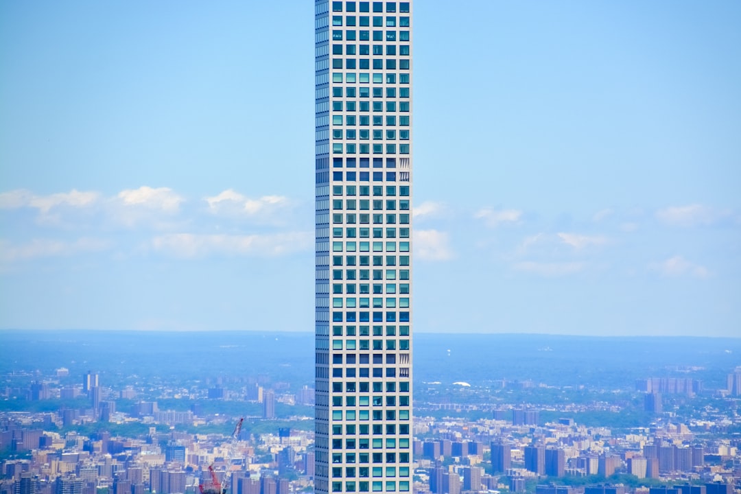 high rise building under blue sky during daytime