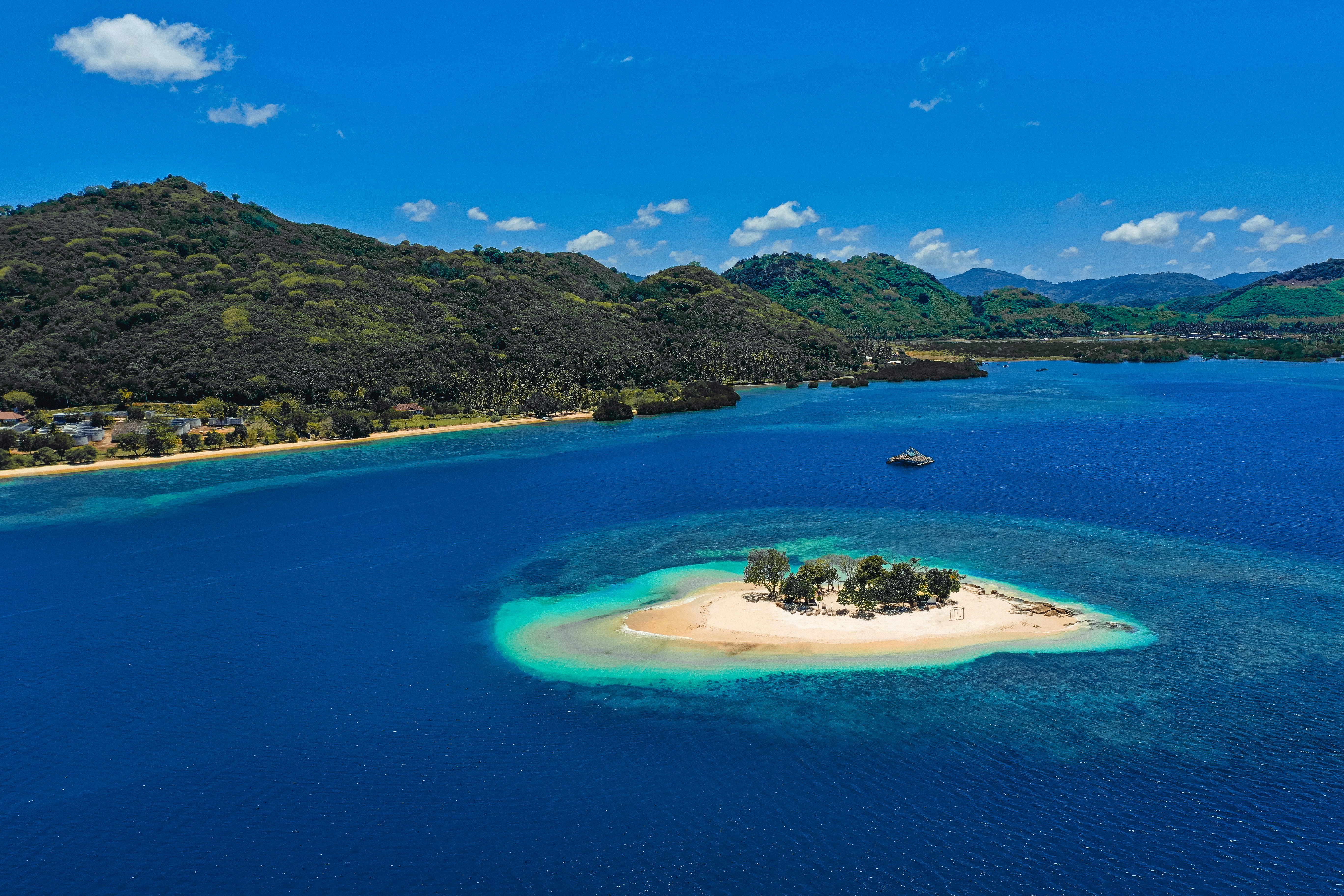 Photo by tandyarachmat