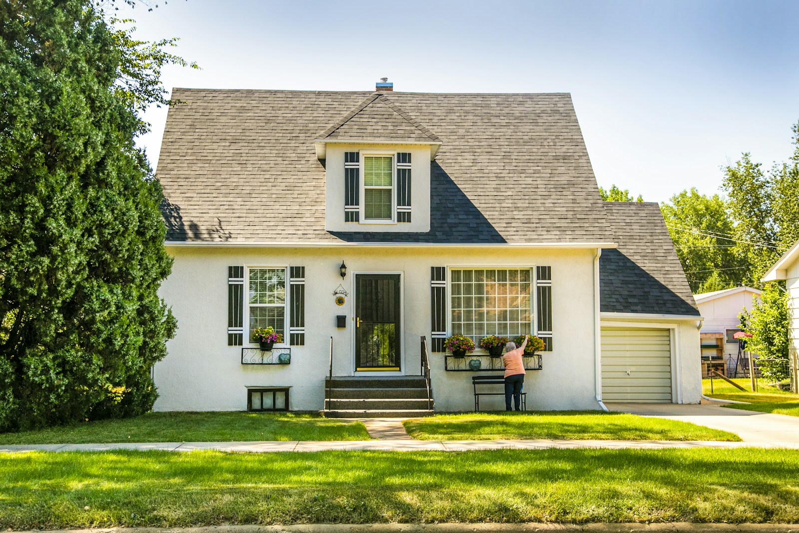 “Drive-Up Appeal”: Get your Property Ready to Show