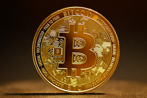 Image d'article pour: Les ETF Bitcoin perdent des milliards au profit des actions IA