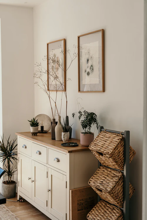 Interior decor photograph by Toa Heftiba
