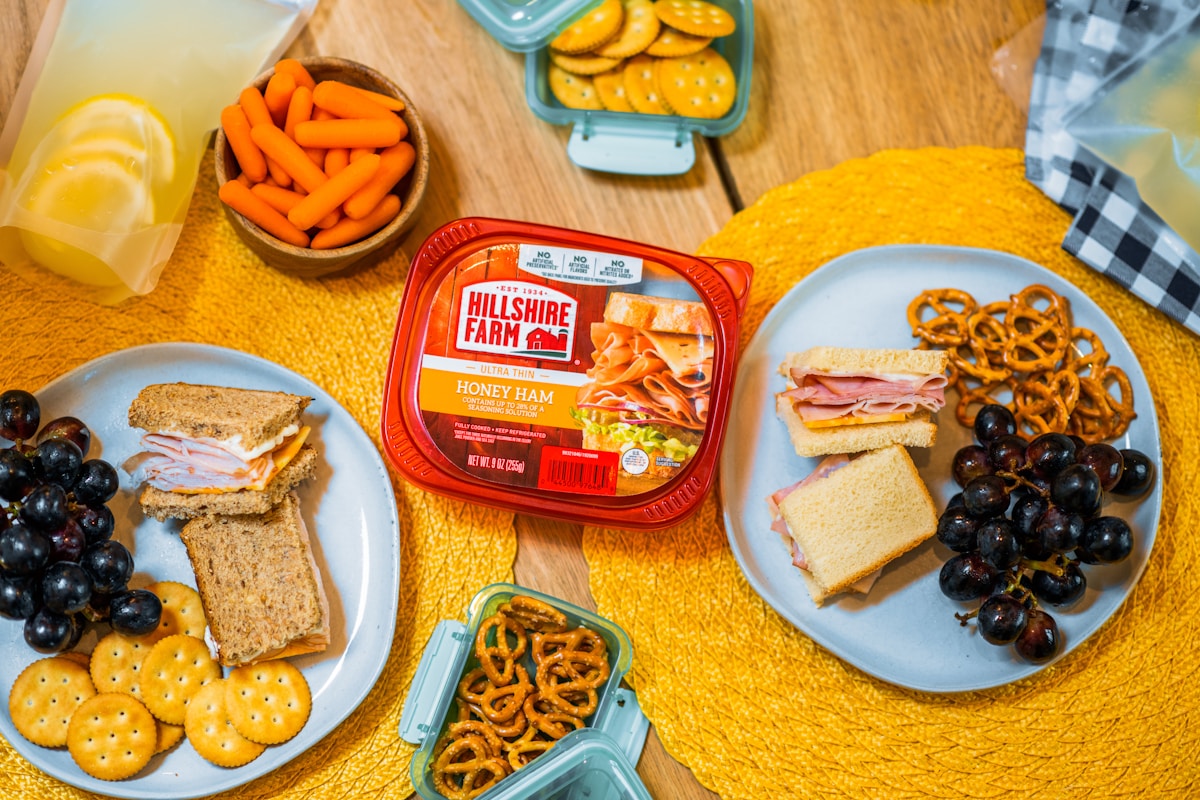 How Can I Make a Healthy School Lunch Snack Box My Kids Will Actually Eat?