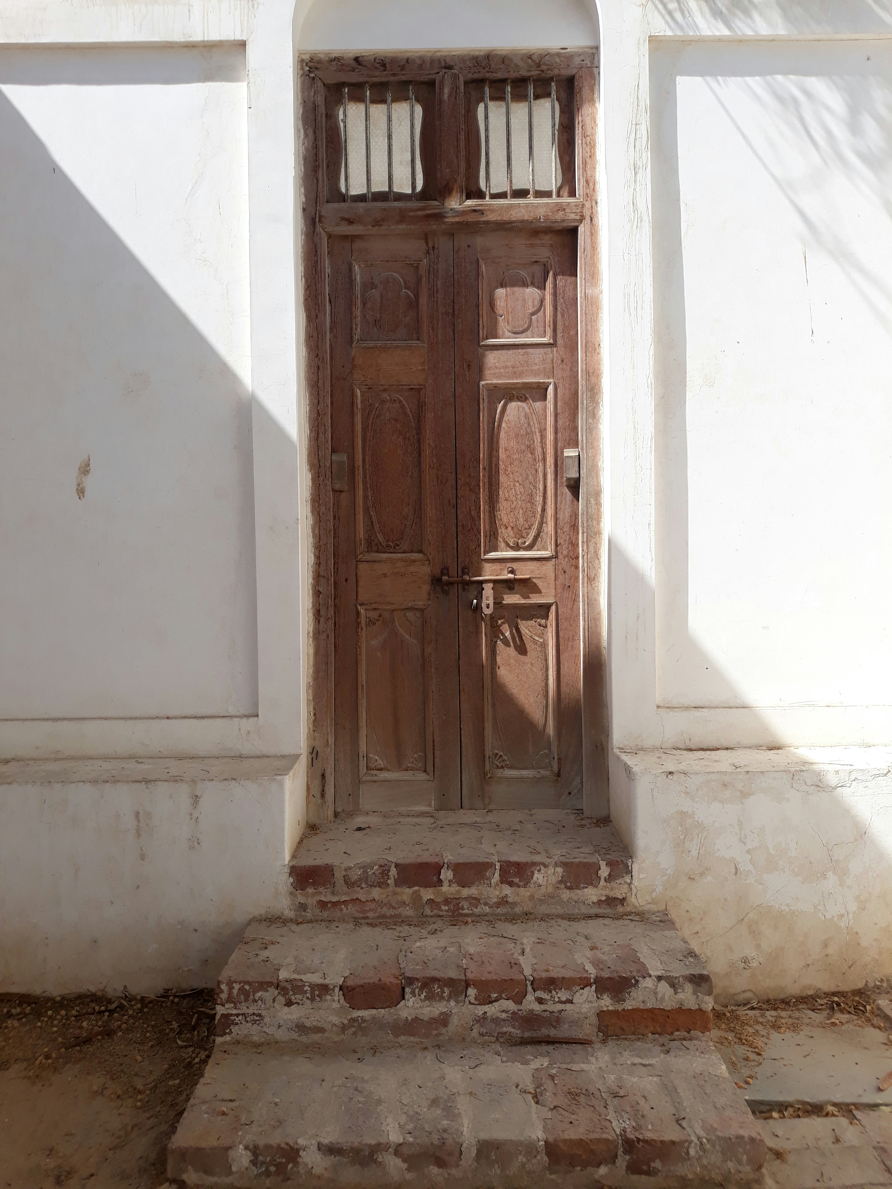 Photo by shehzu_unsplash