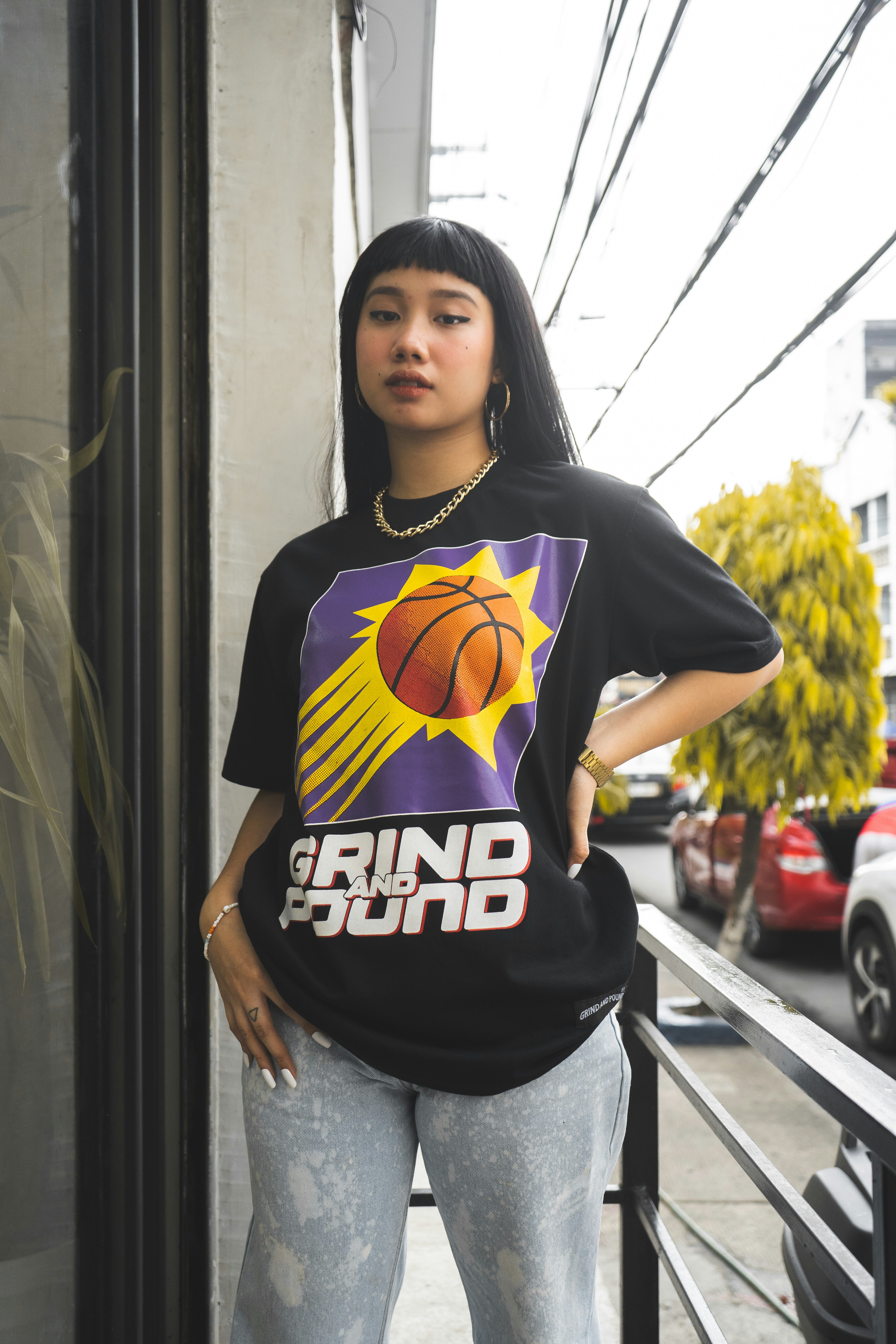 photo-1628234974276-d9d80402d3d6?ixid=M3wxMjA3fDB8MXxzZWFyY2h8MXx8Y2FtaXNldGFzJTIwcGhvZW5peCUyMHN1bnN8ZW58MHx8fHwxNzY0ODUwNTA2fDA\u0026ixlib=rb-4.1.0