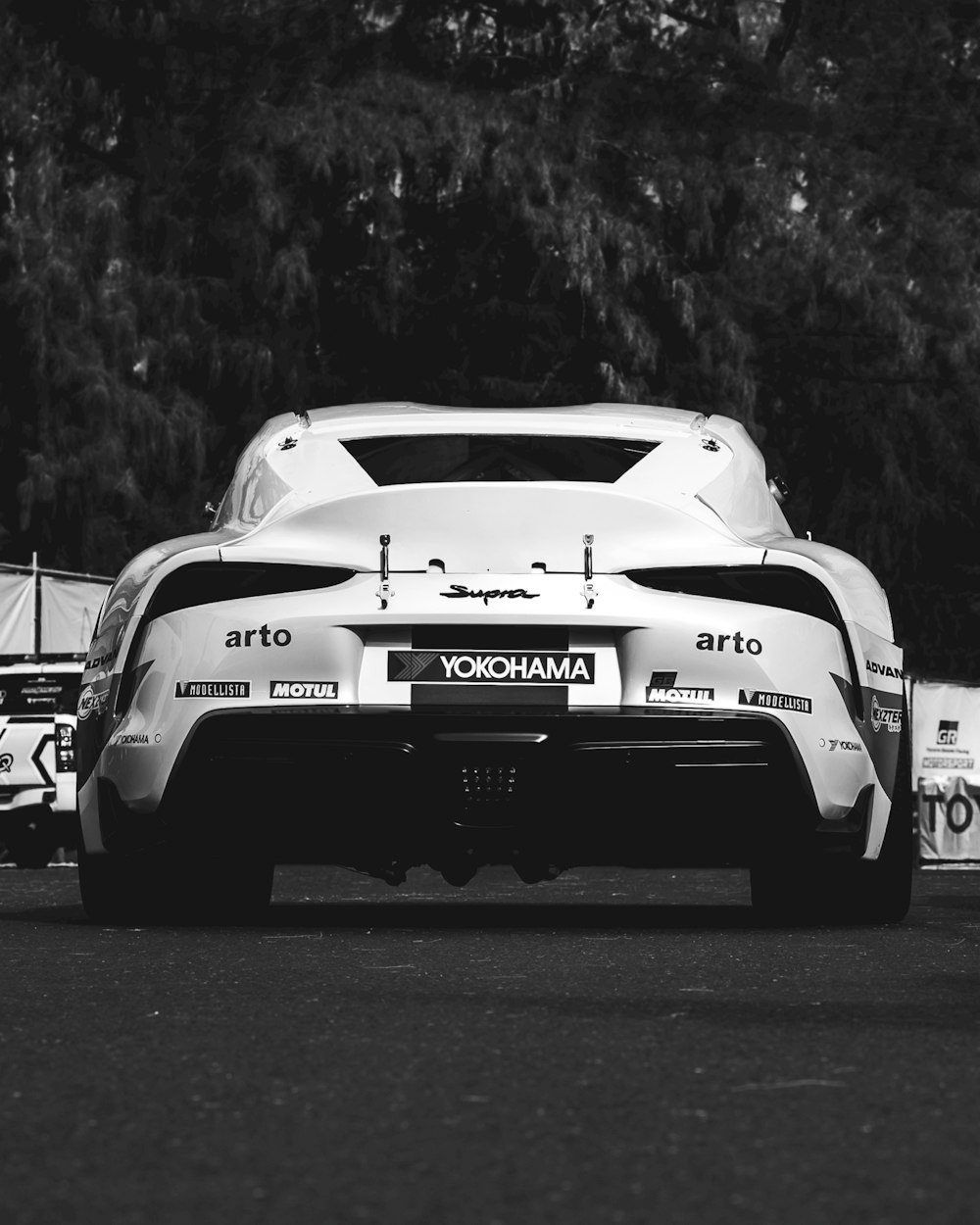 white and black porsche 911