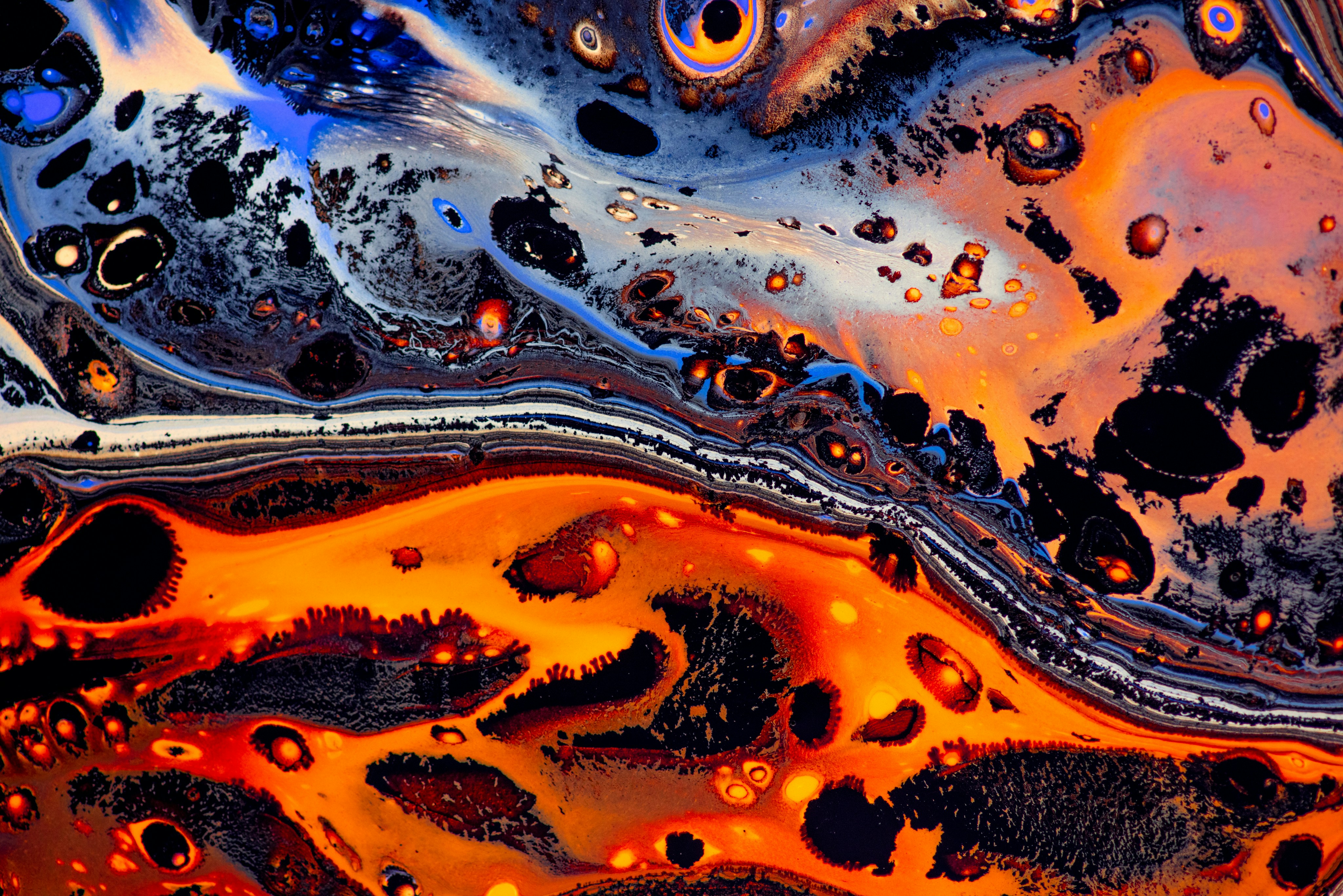 Photo by solenfeyissa