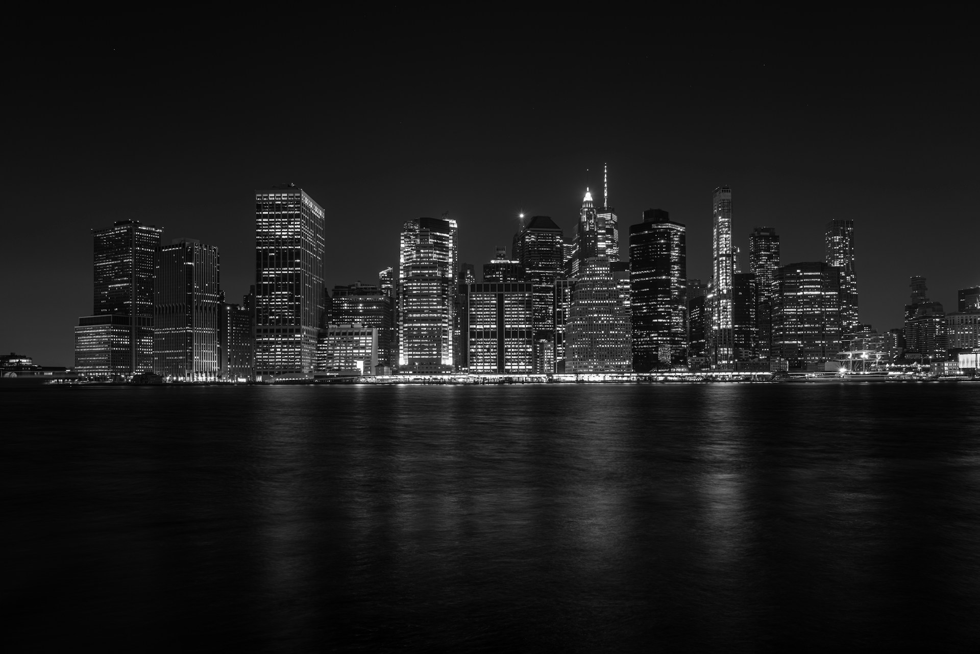 grayscale photo of city skyline