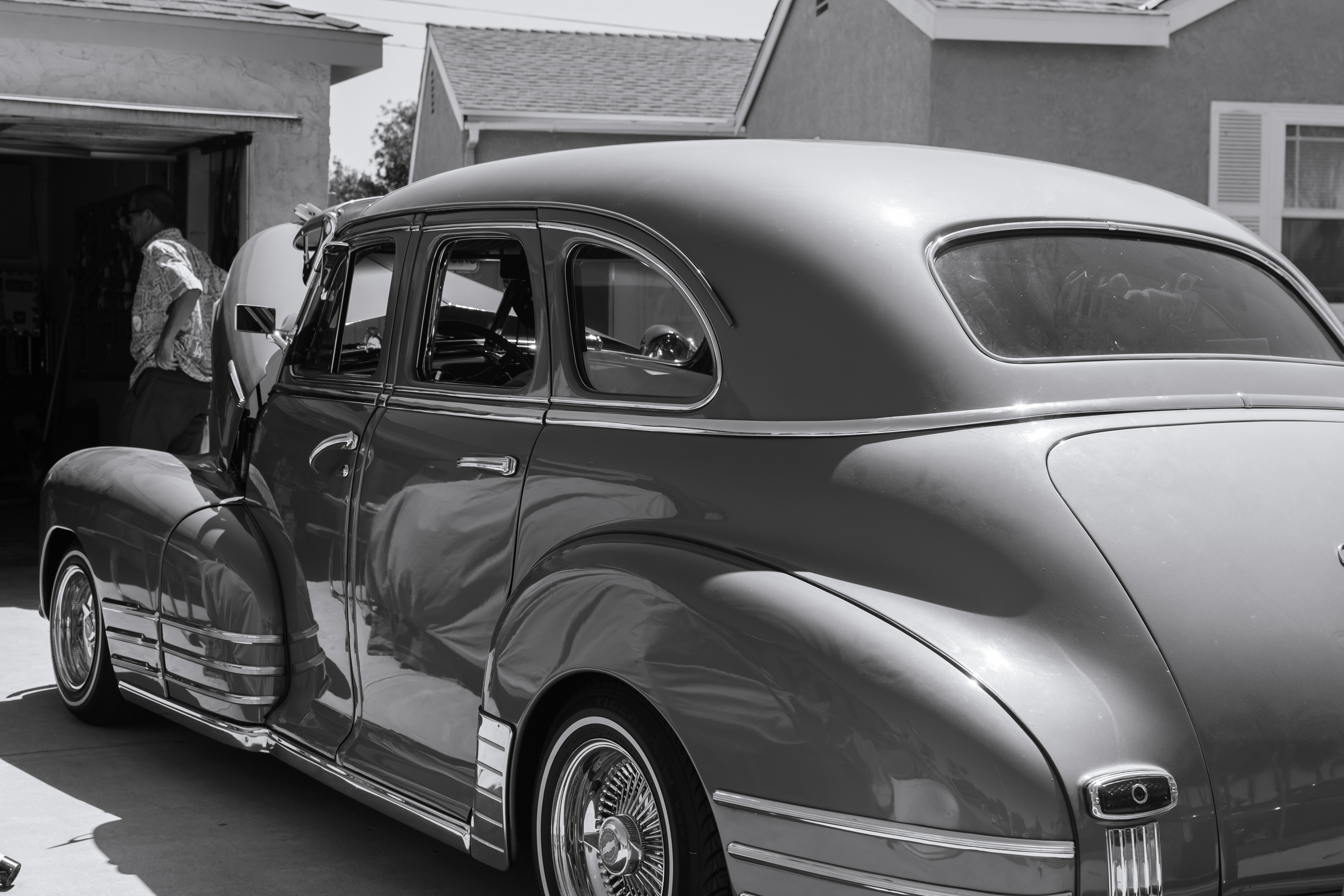 car sketches, car blueprints, automotive design, vintage cars, ilustrasi artikel Stunning Sketch and Blueprint Car Wallpapers for Your Devices 4