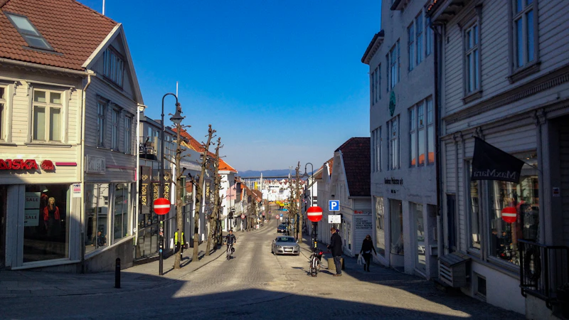 Best Local Markets in Stavanger for Food, Crafts, and Real Community Life