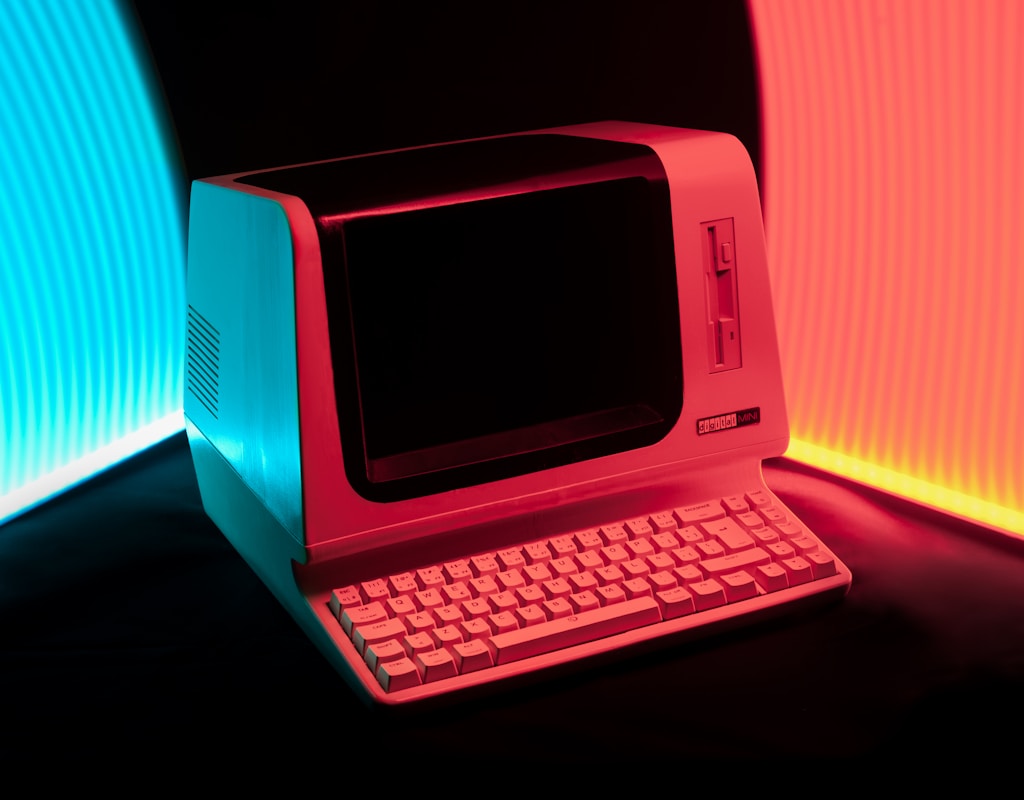 A retro futuristic all in one personal computer. Photo by Lorenzo Herrera