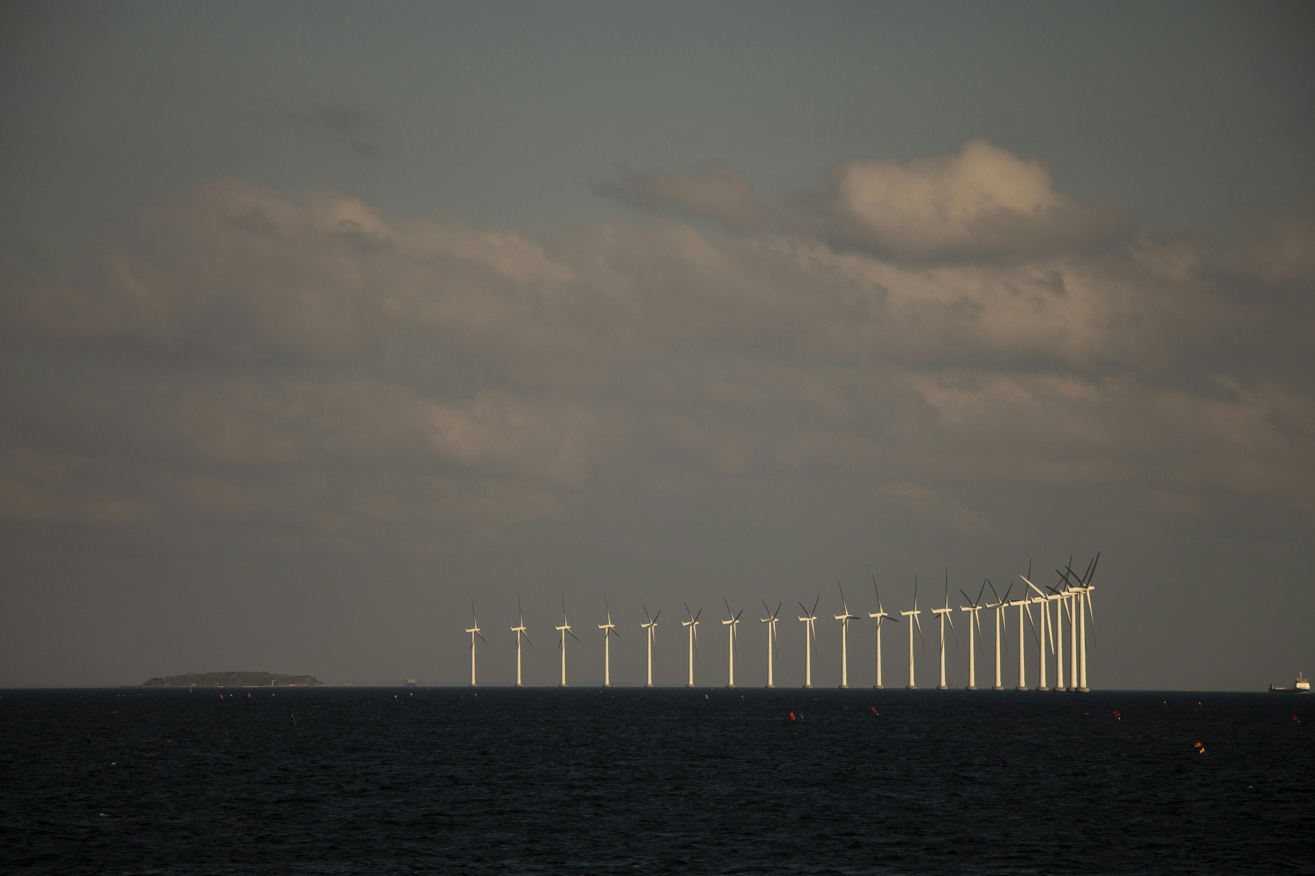 小水力発電の機器選定は？水車・発電機メーカーの特徴比較関連画像