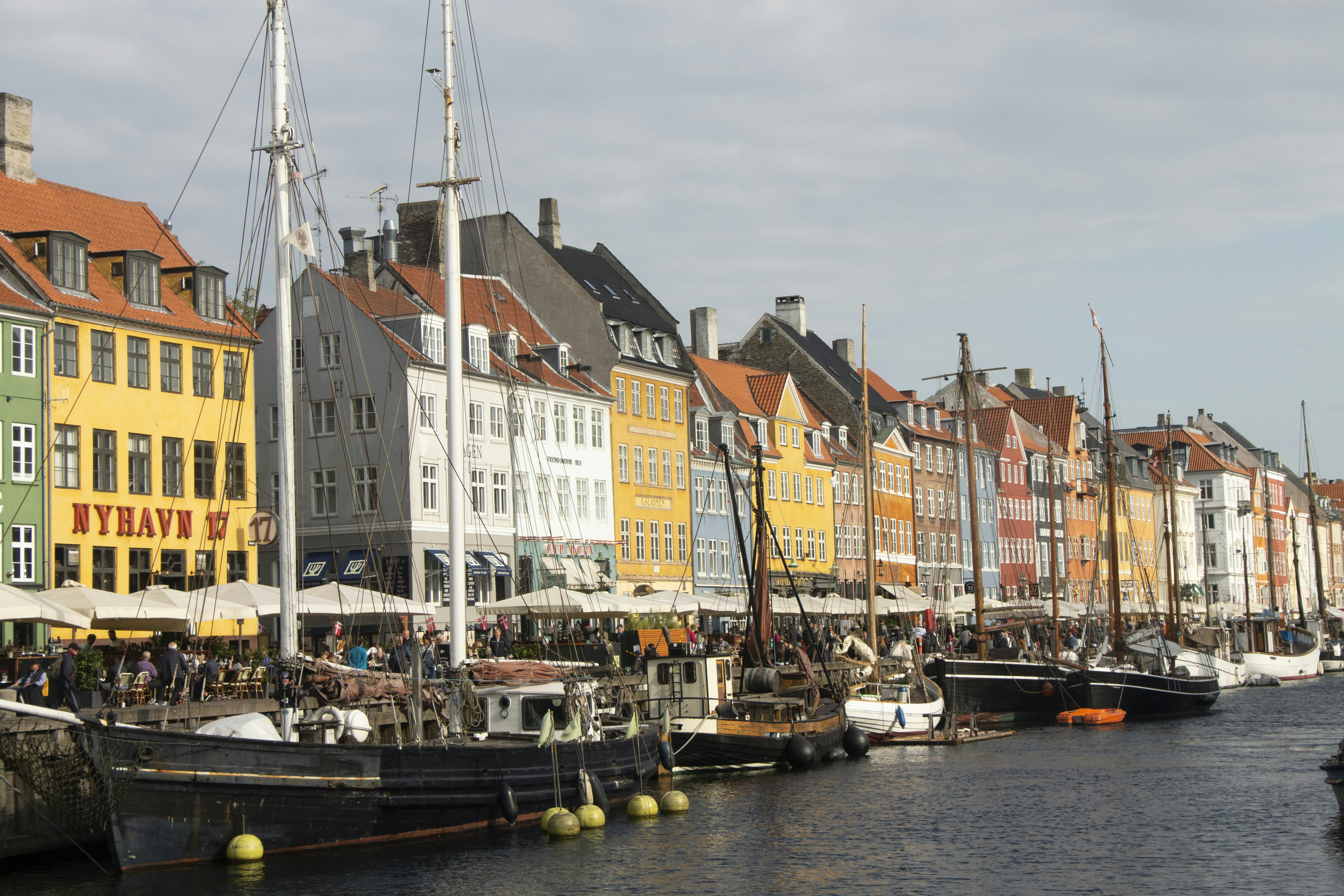 Photo by elleleontiev