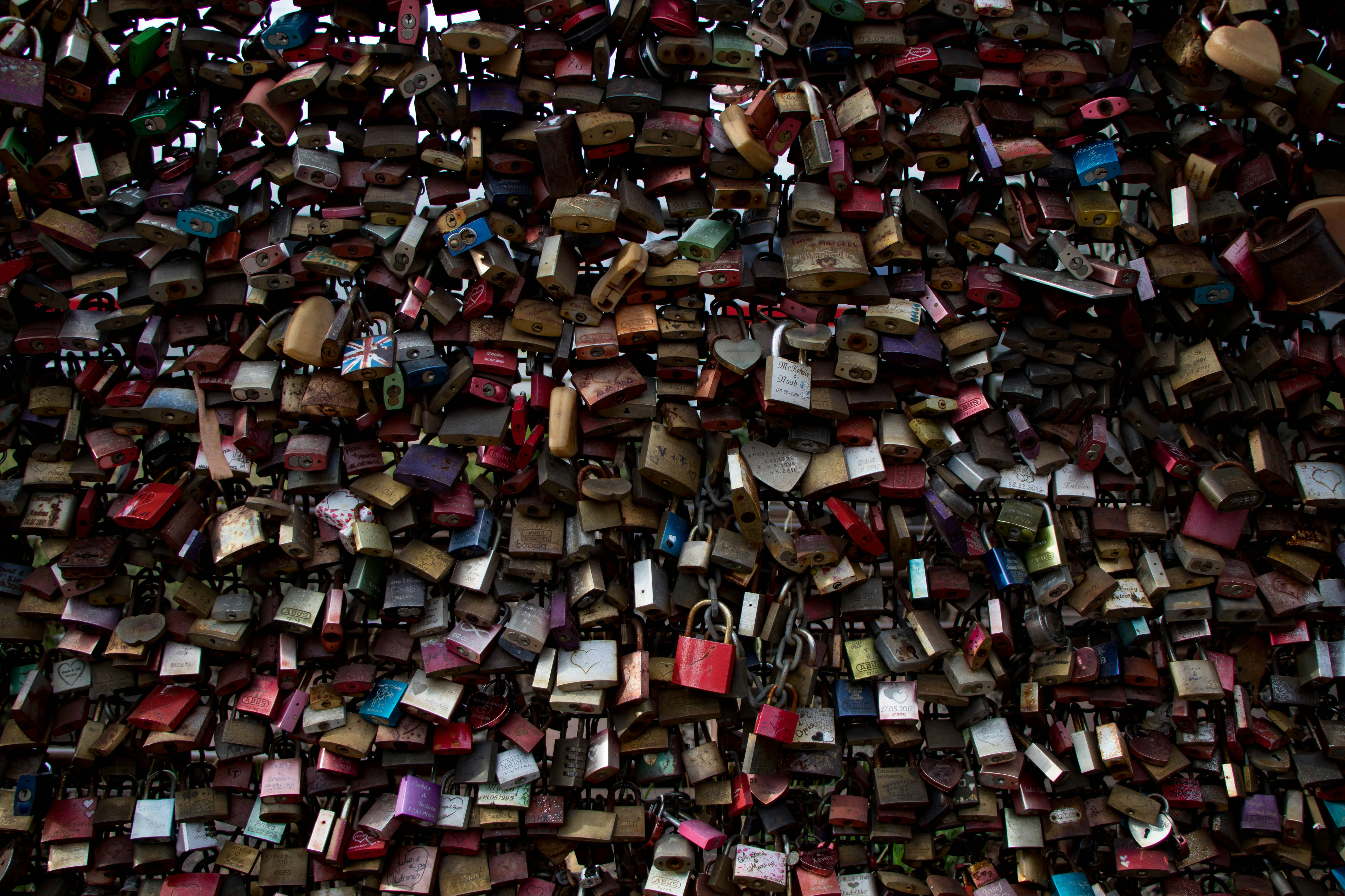 개인정보 암호화 단순 보안이 아닌 '신뢰'의 문제