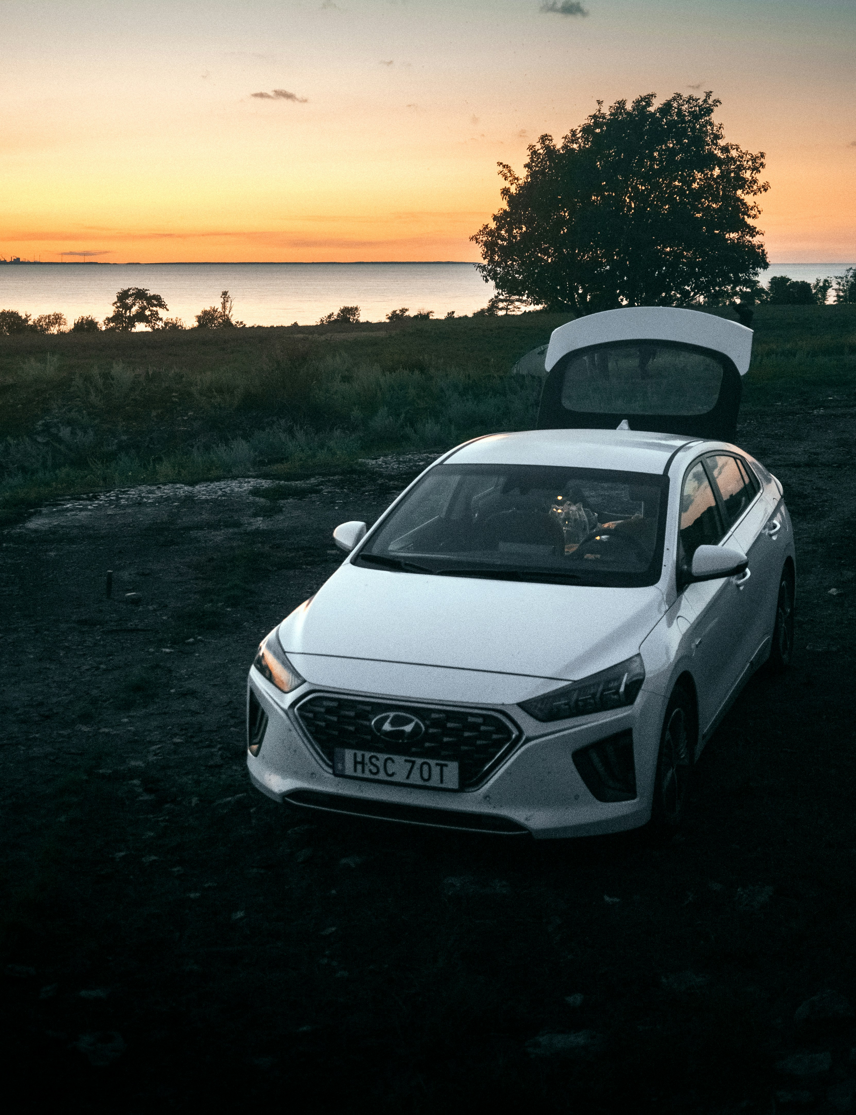 Hyundai Ioniq Hybrid for private hire drivers