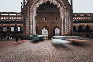 ProLingo Editors | Translator in Lucknow