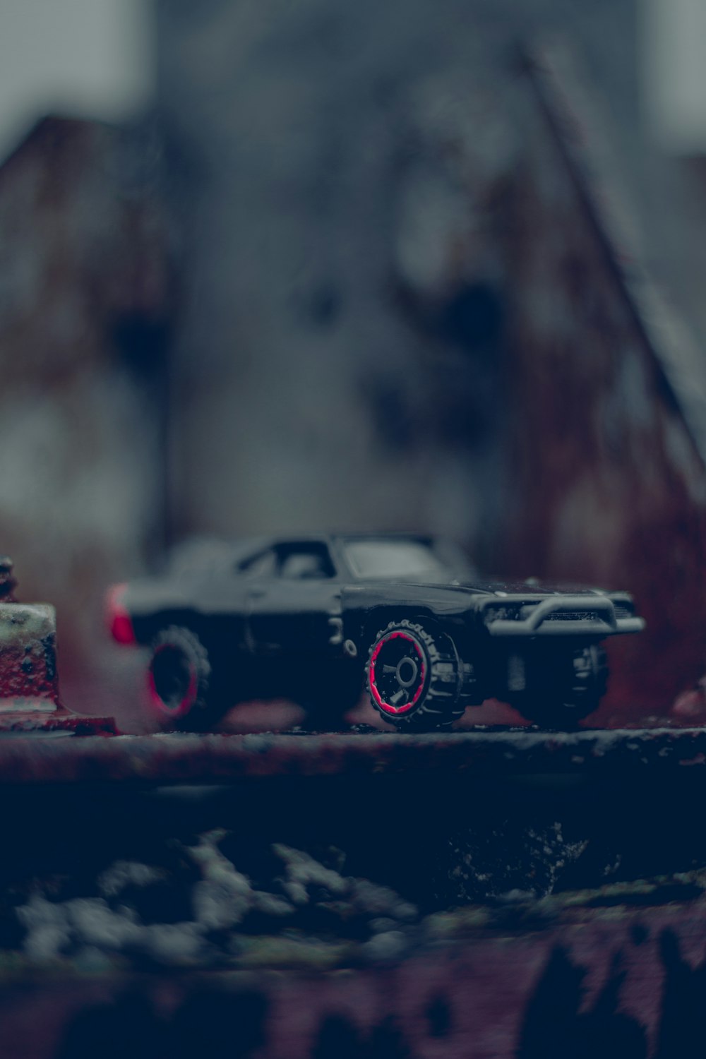 black and white car scale model