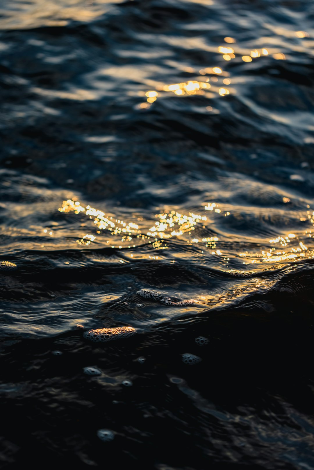 water wave in close up photography