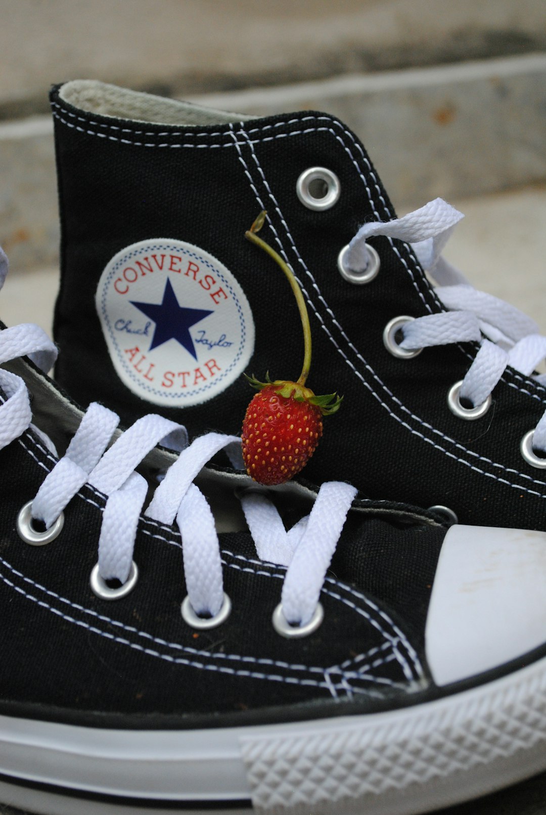 black converse all star high top sneakers