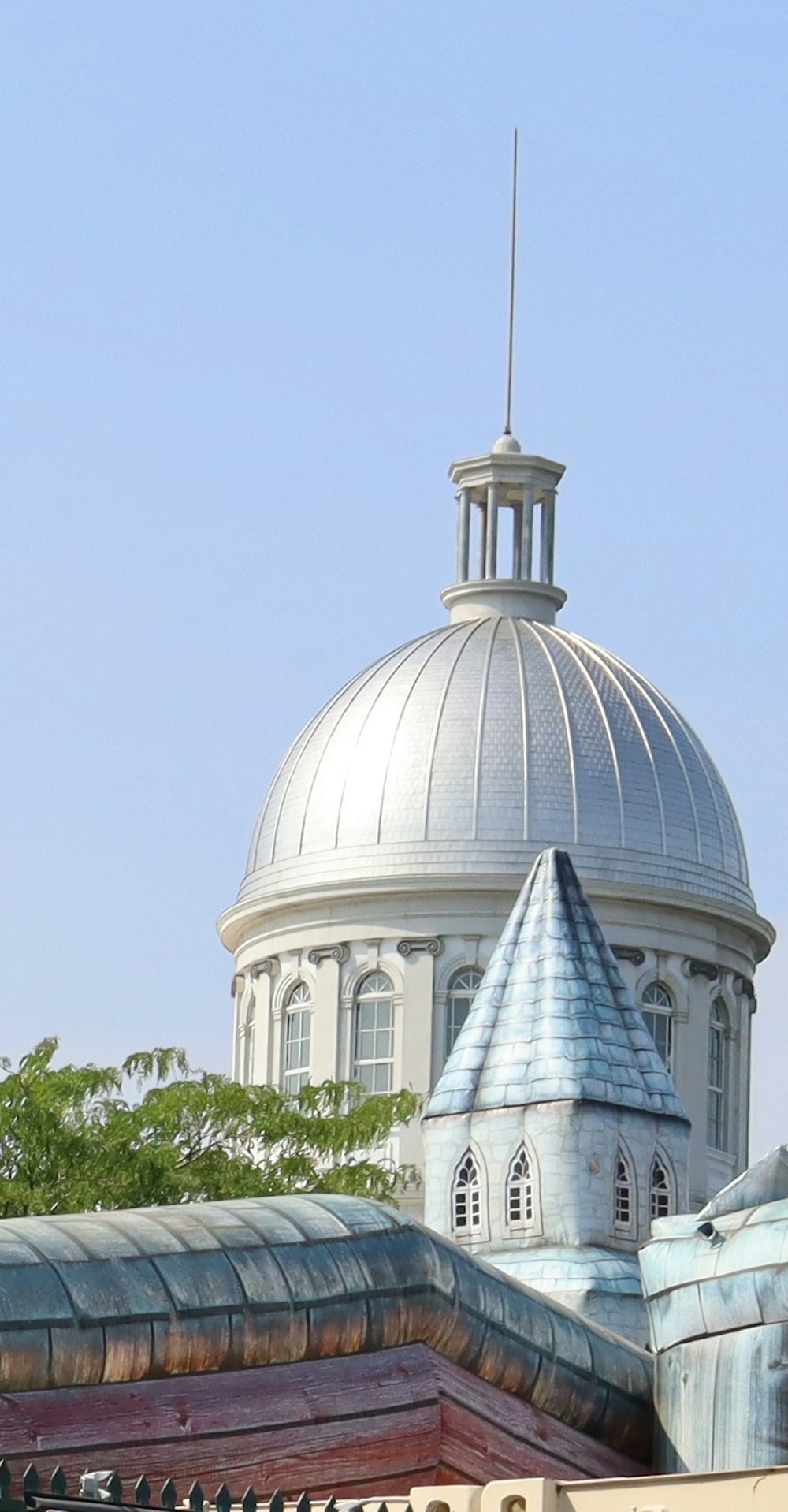 white dome building under blue sky during daytime