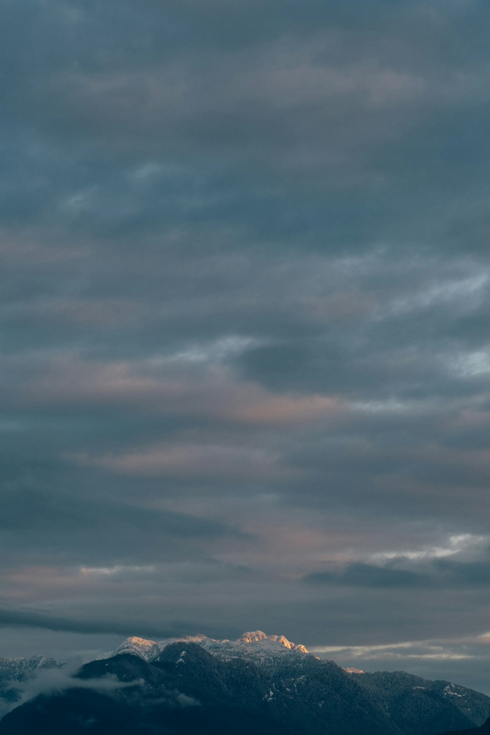 white clouds and blue sky during daytime