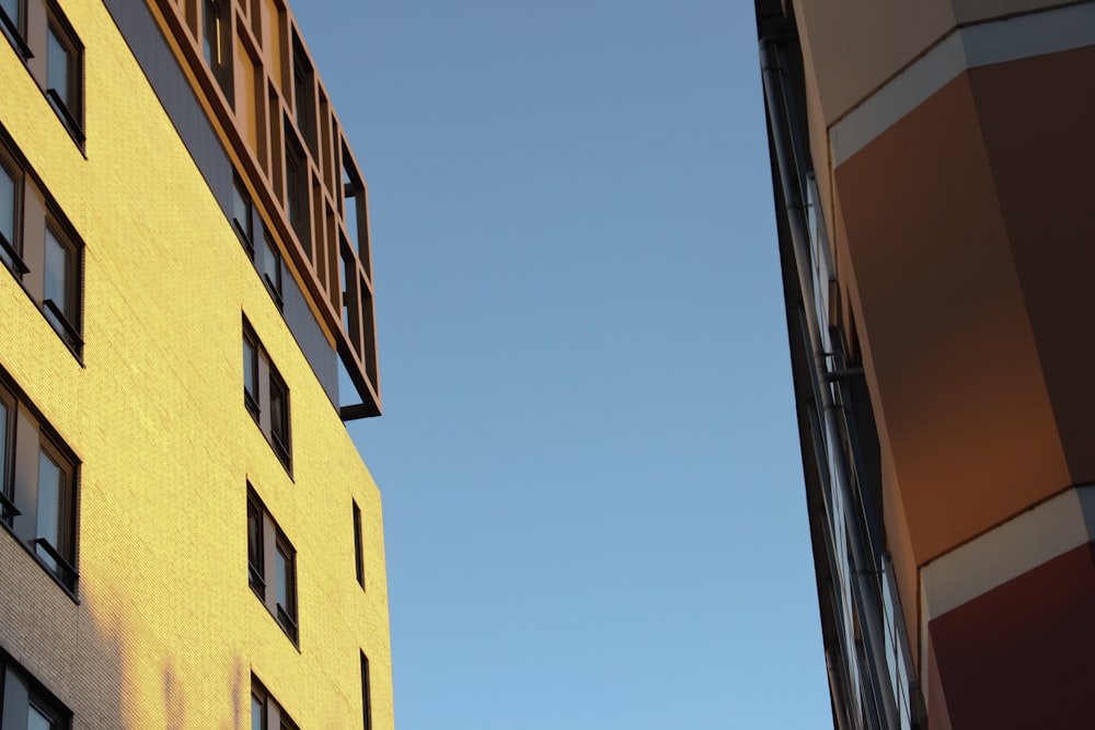 brown concrete building during daytime