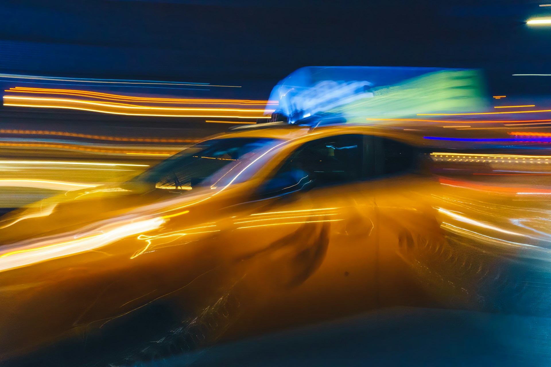 gray computer monitor