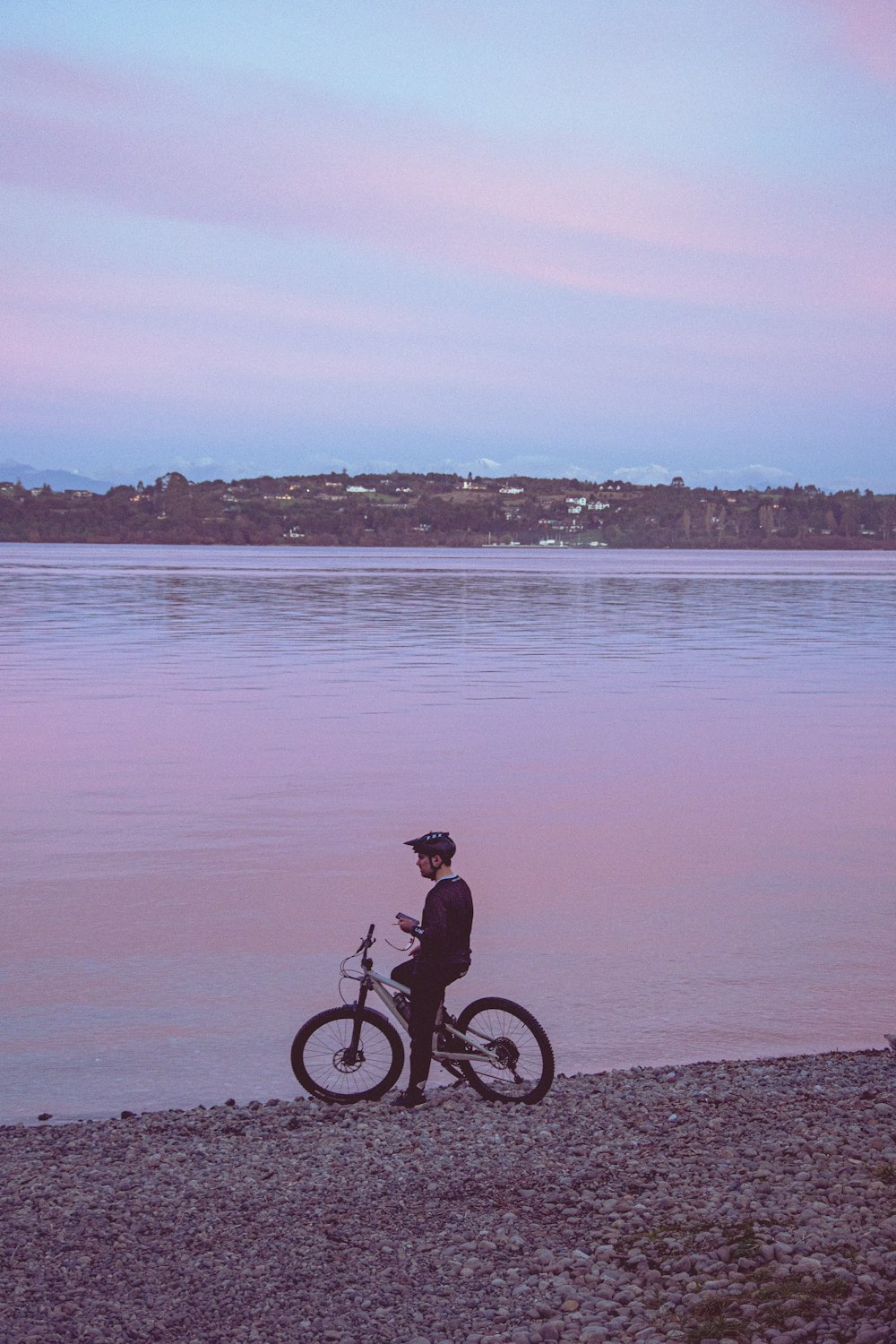 Man riding bicycle on beach during daytime photo – Free Bike Image on  Unsplash