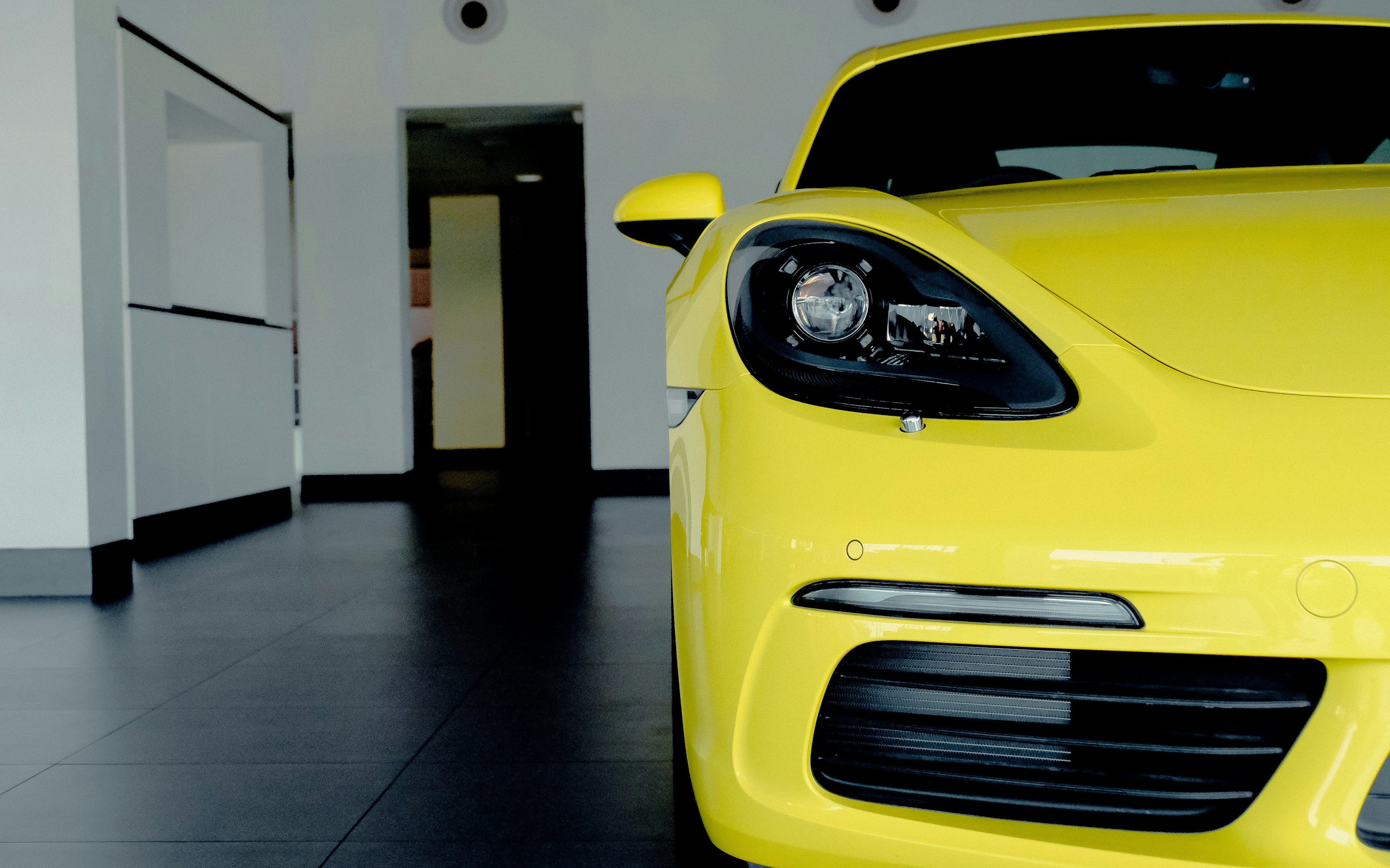 Car Rental in Dakhla: Which Vehicle Should You Choose?