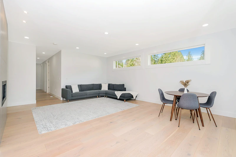 Barton Hills Retreat – image 1