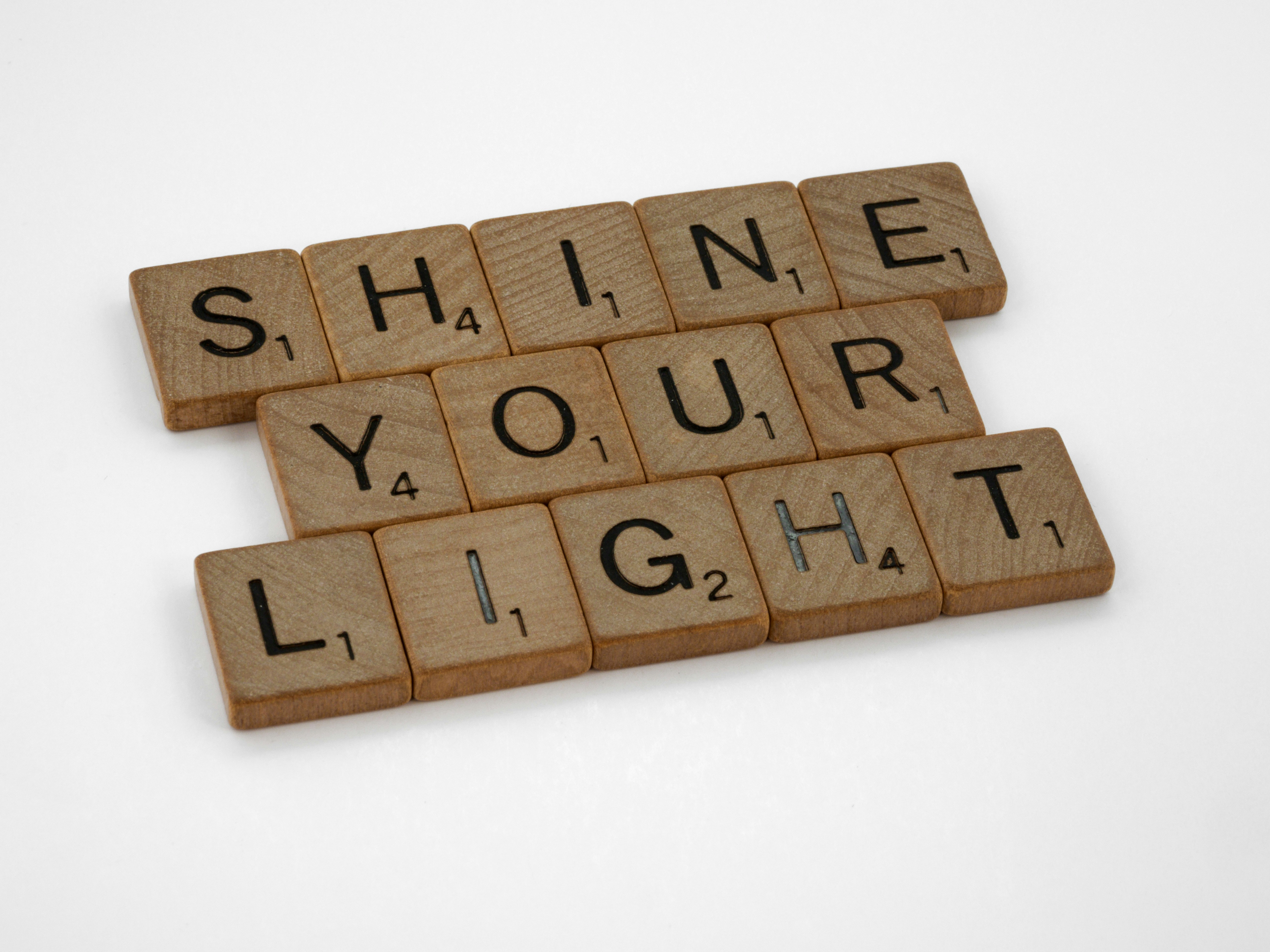 Daily Inspirational Quotes to Ignite Hope & Lift Your Spirit