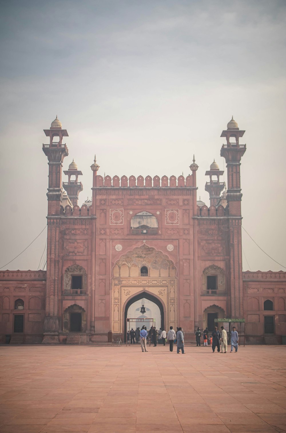 1000+ Badshahi Mosque, Lahore, Pakistan Pictures | Download Free Images on  Unsplash
