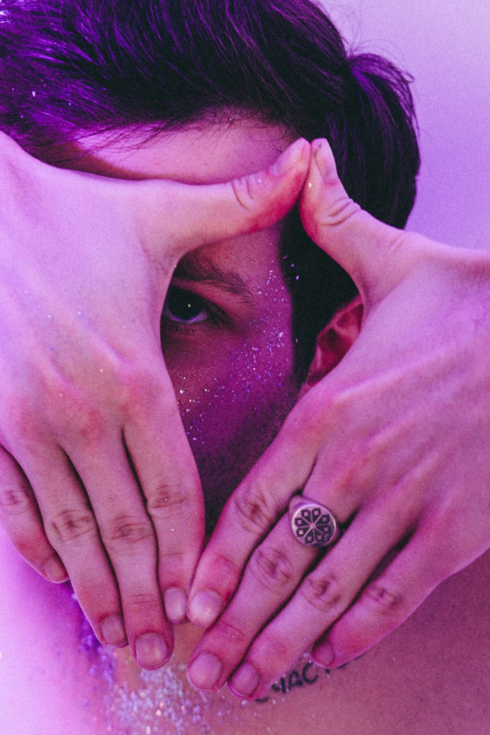 woman wearing silver diamond ring