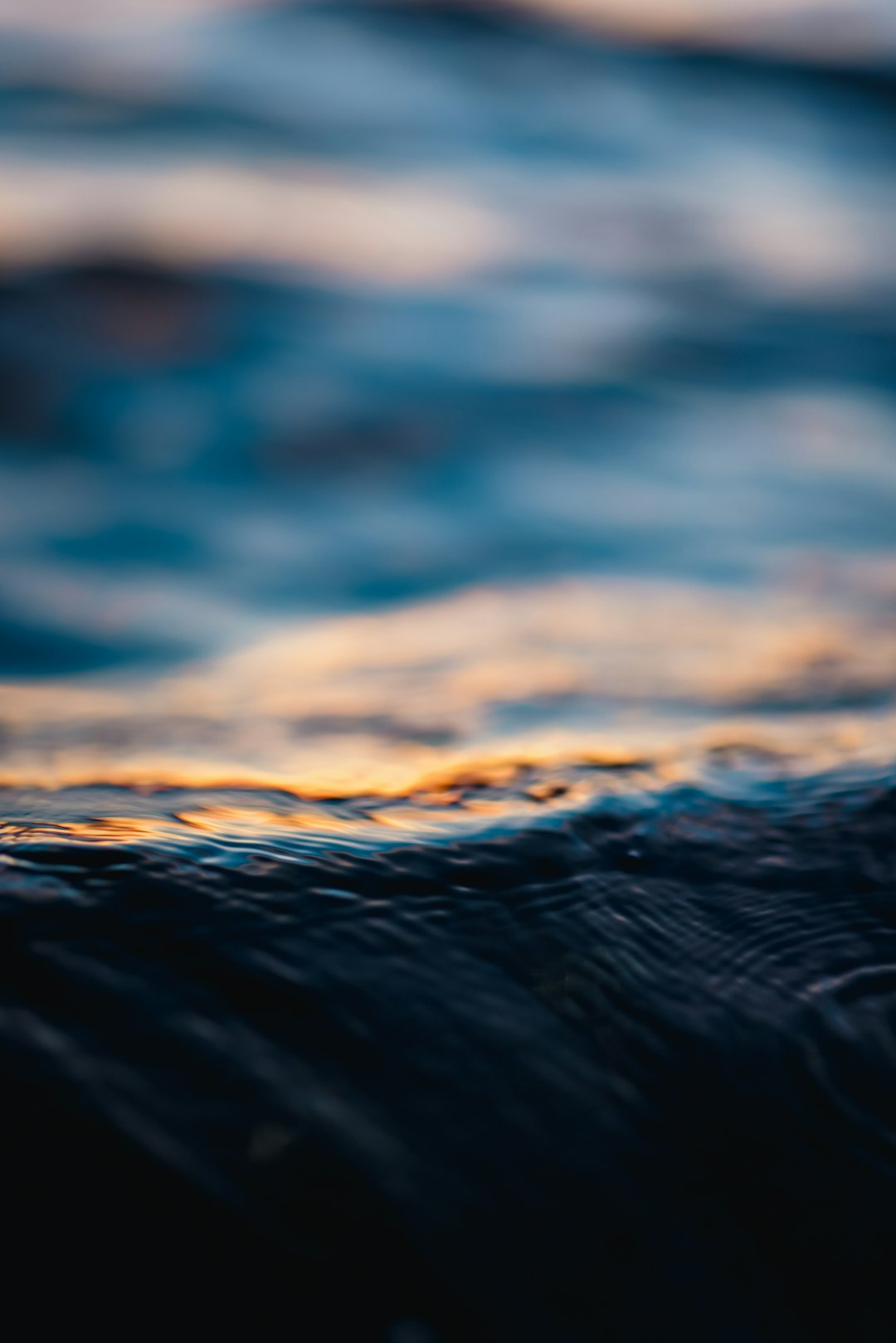 water wave in close up photography