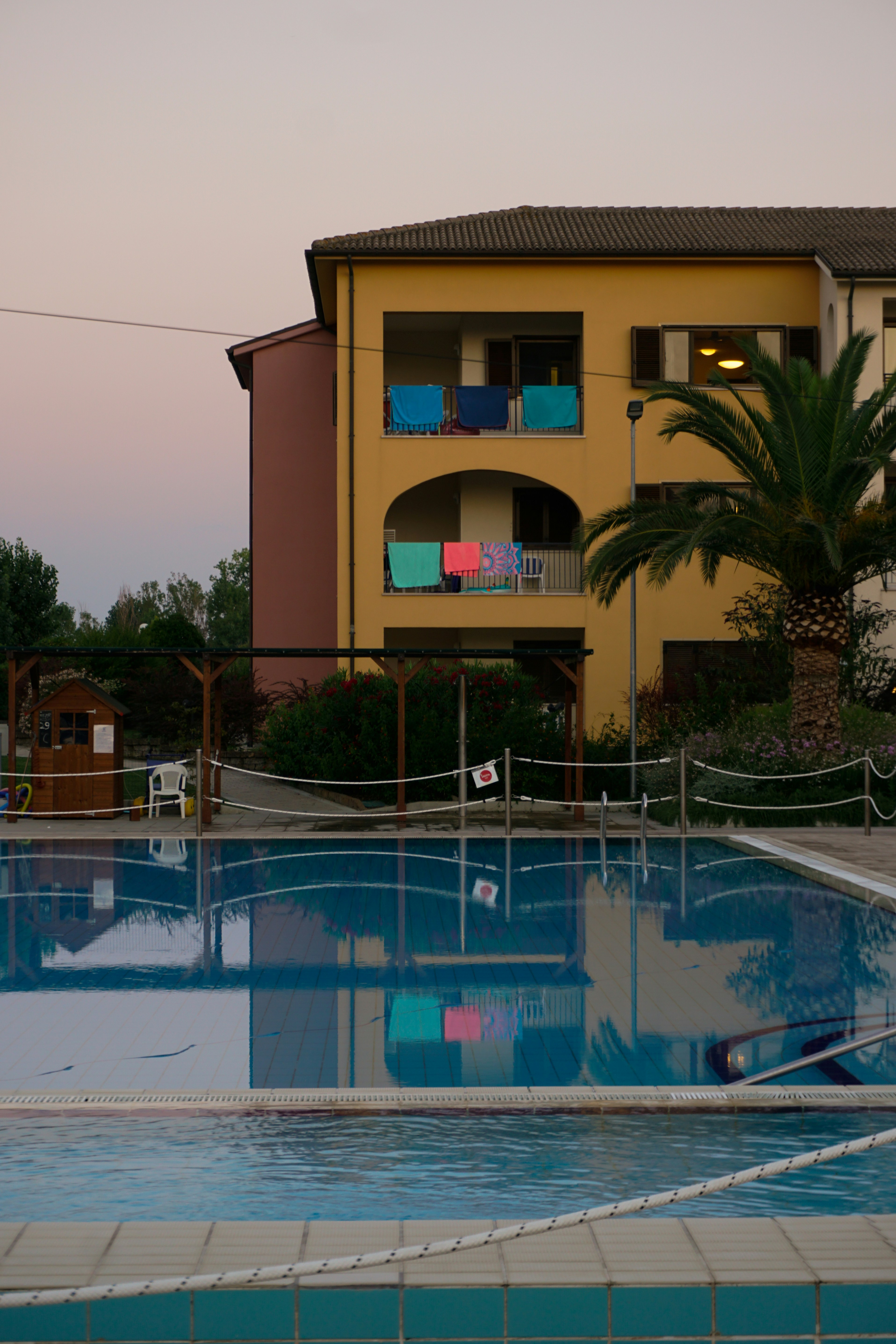 8 Budget Family-Friendly Resort Villas With Evening Entertainment