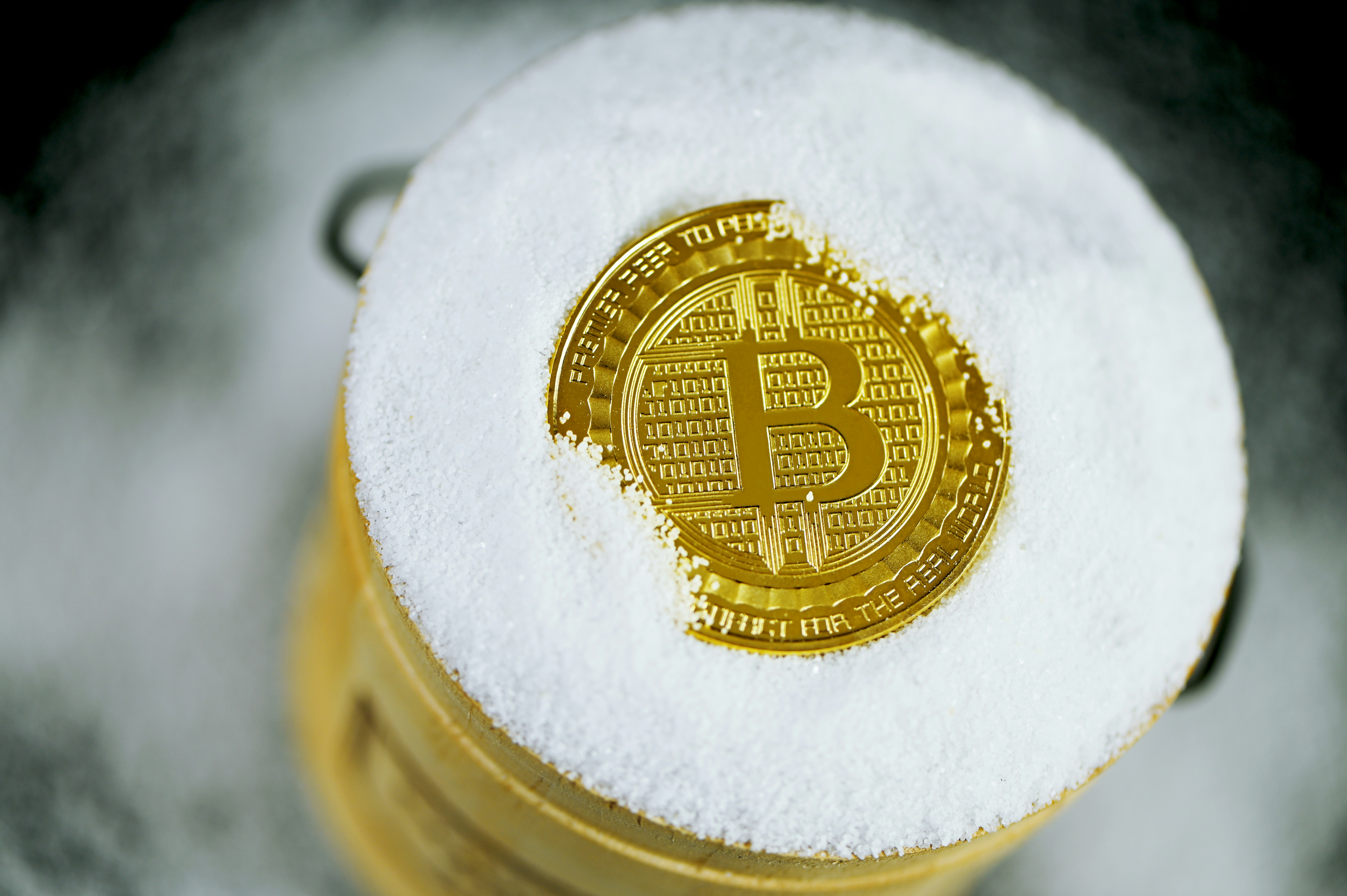 «Виростайте... Ми дебанкуємо демократів, ми дебанкуємо республіканців:» CEO JPMorgan