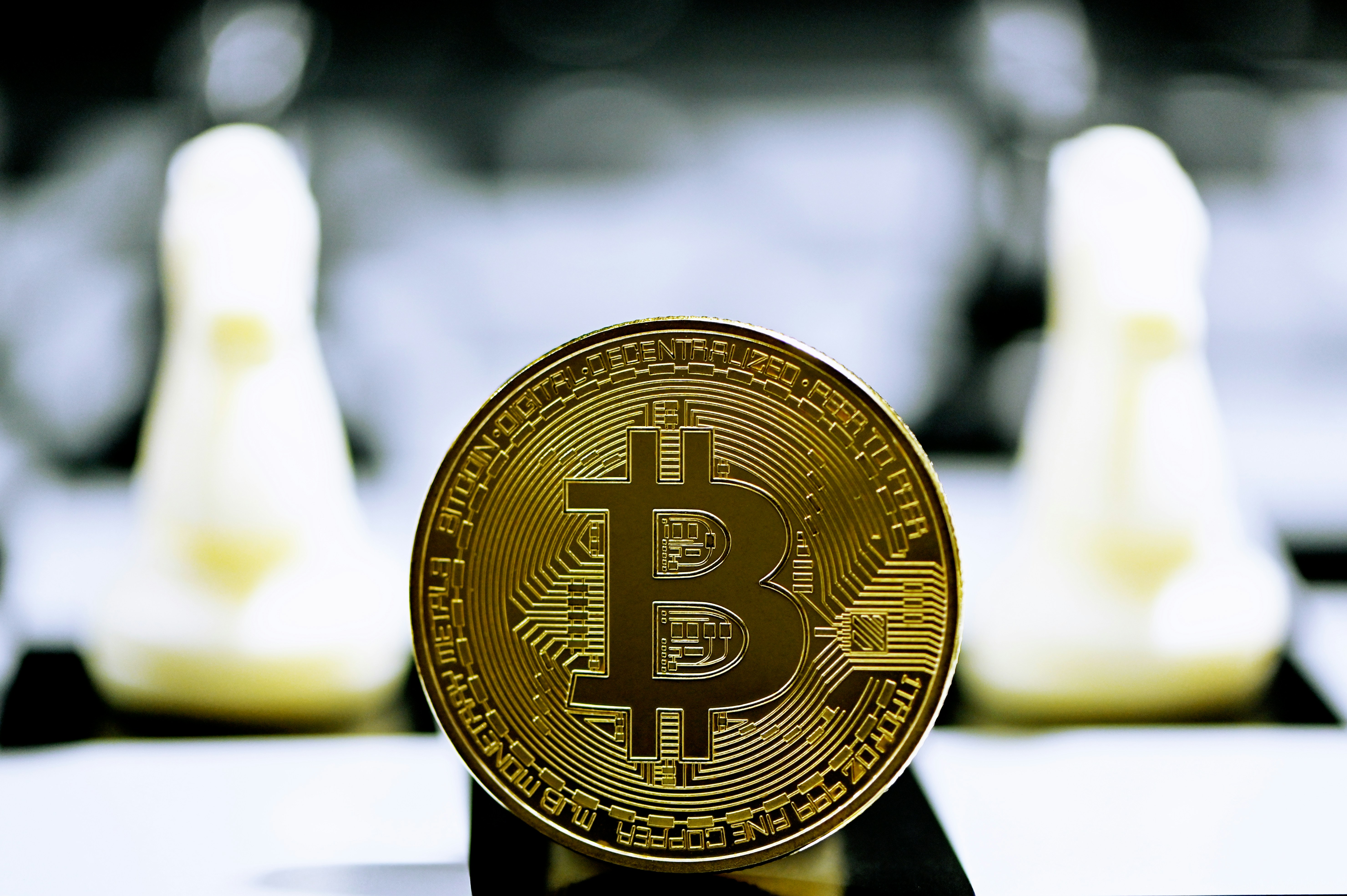 Чарльз Шваб готується запропонувати спотову торгівлю біткоїном та ефіром.