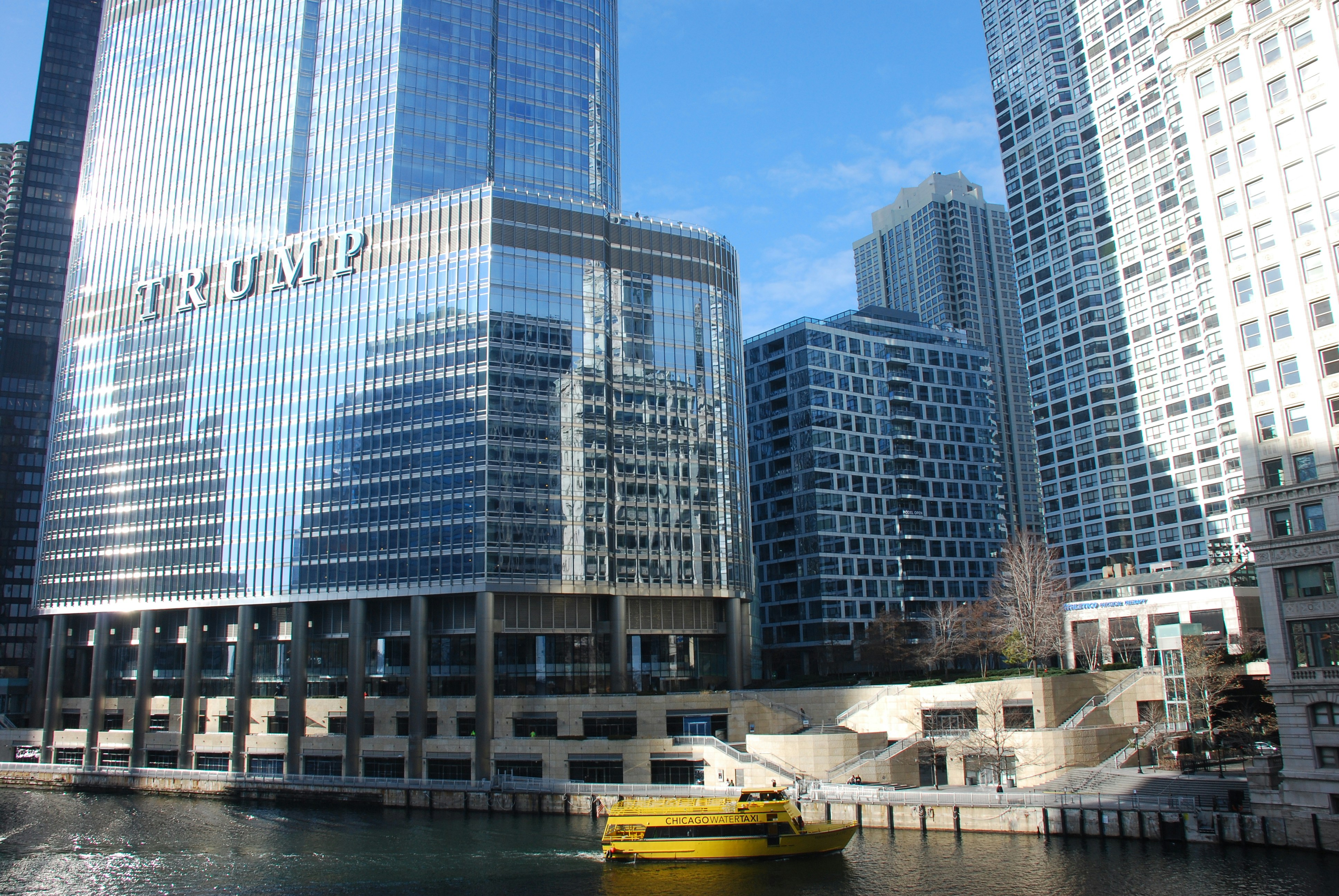 10 Chicago Business School GPA and GMAT Insights