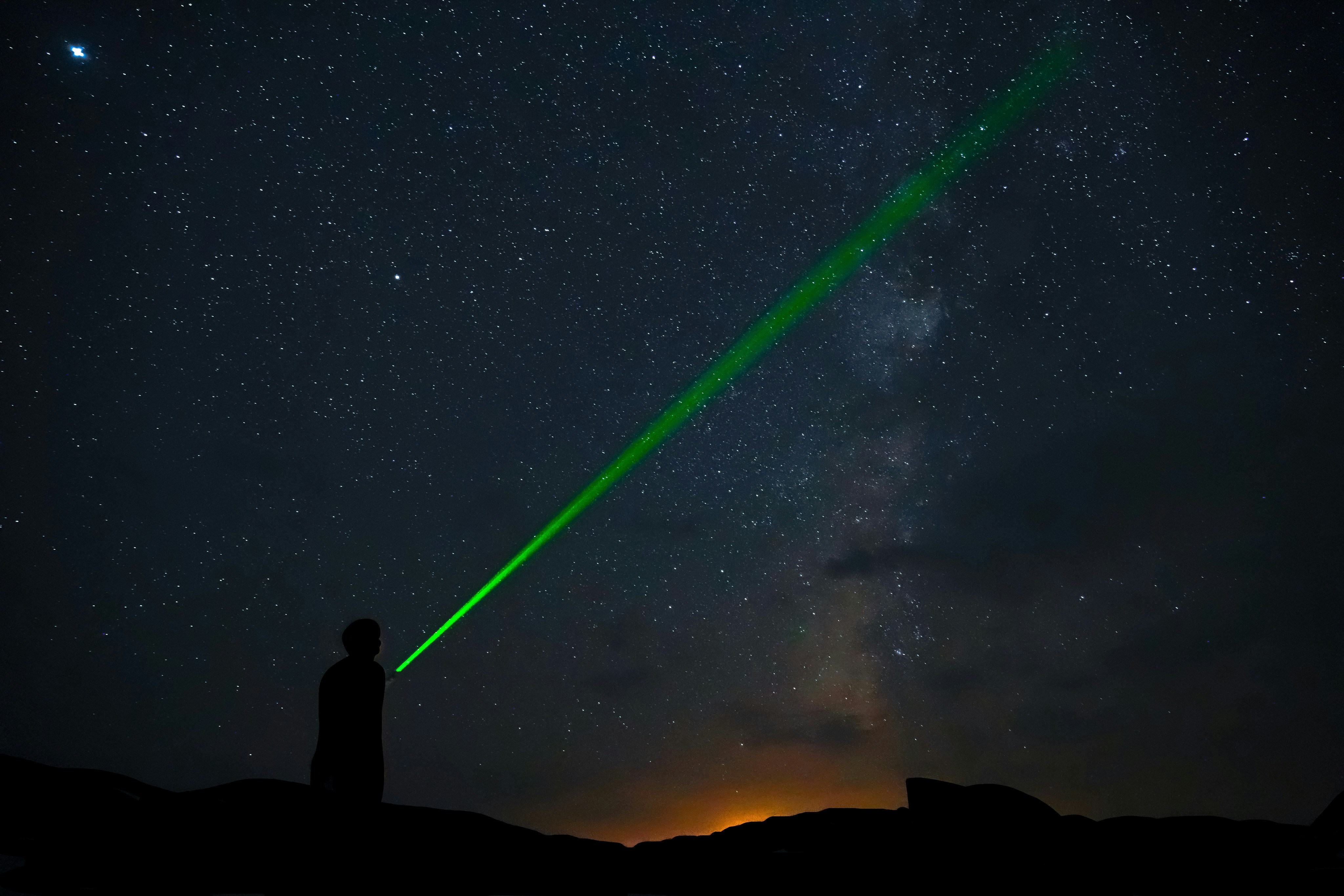 US Military : laser abat un drone de la CBP