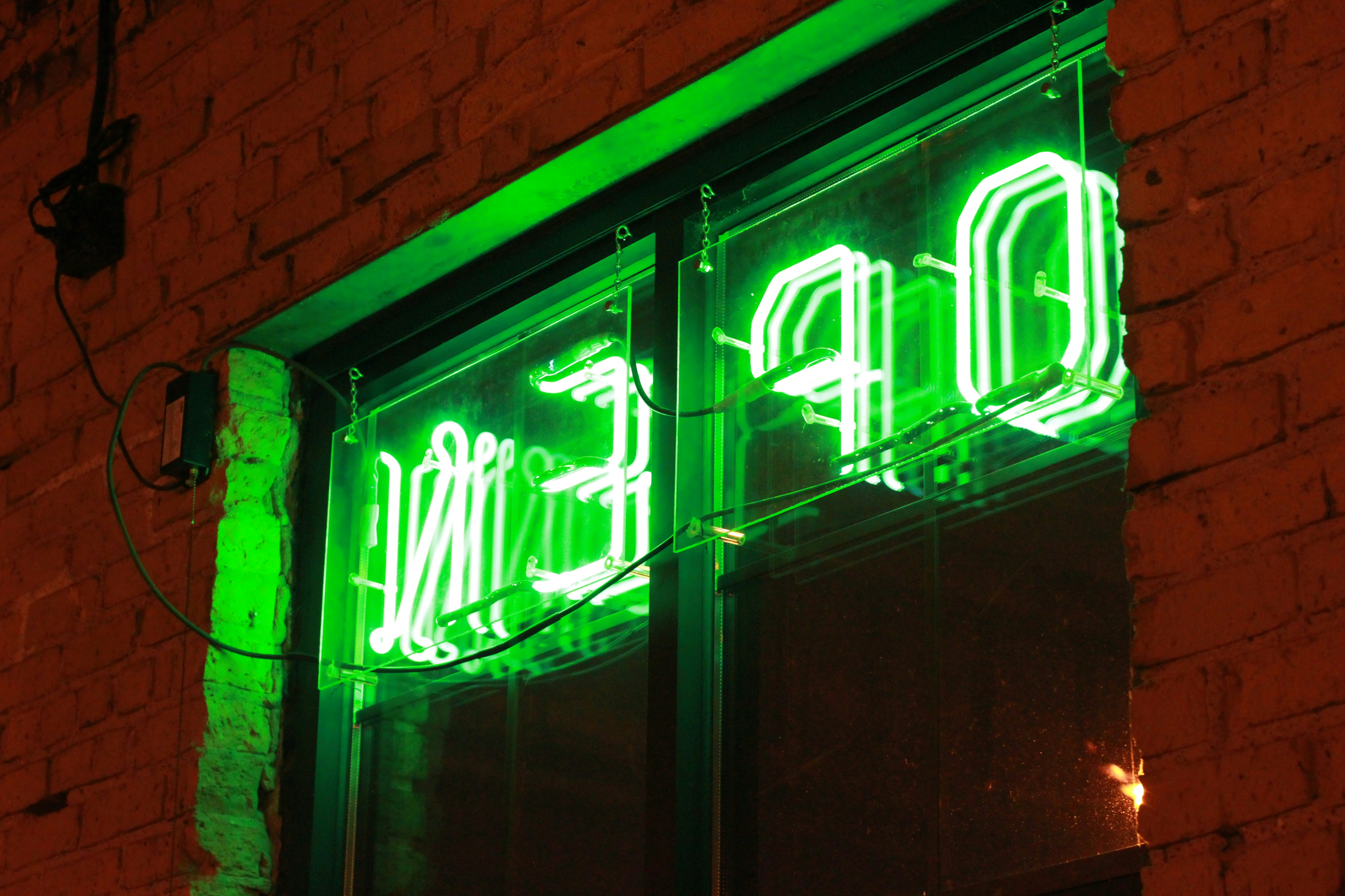 Iconic Green Mill Cocktail Lounge sign at night - buena park chicago