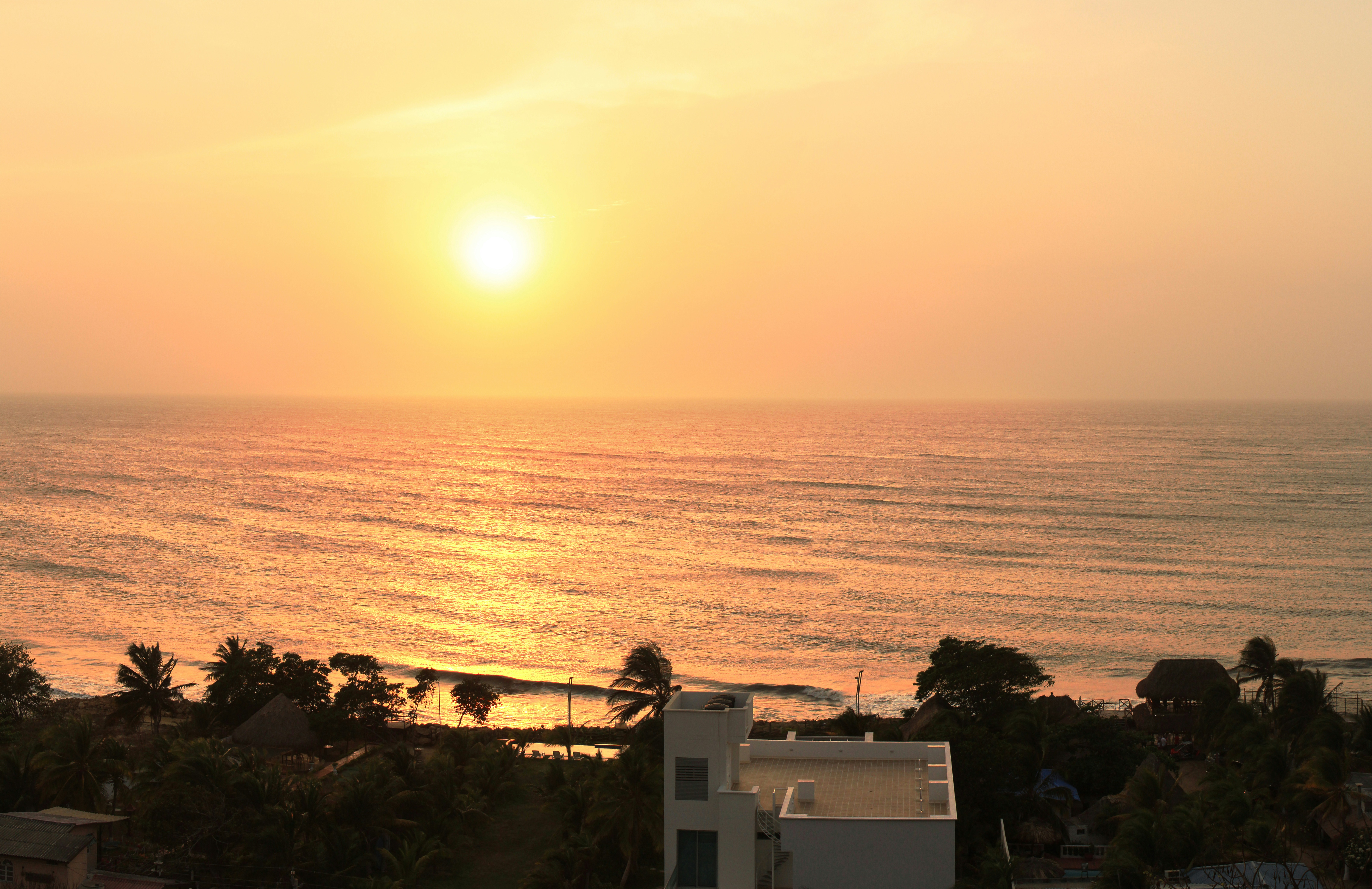 Photo by andresloquesea